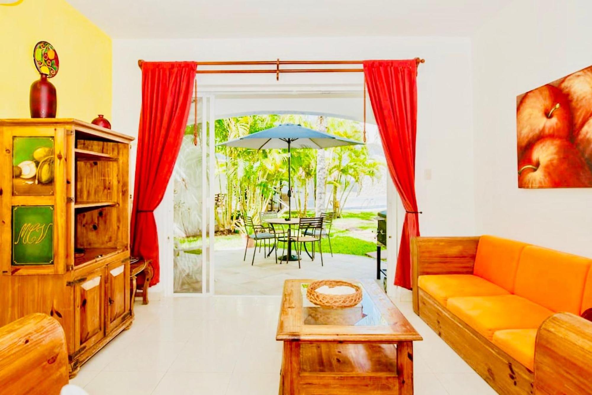 Executive Budget With Swimming Pool Air Conditioning And Parking * Playa del Carmen