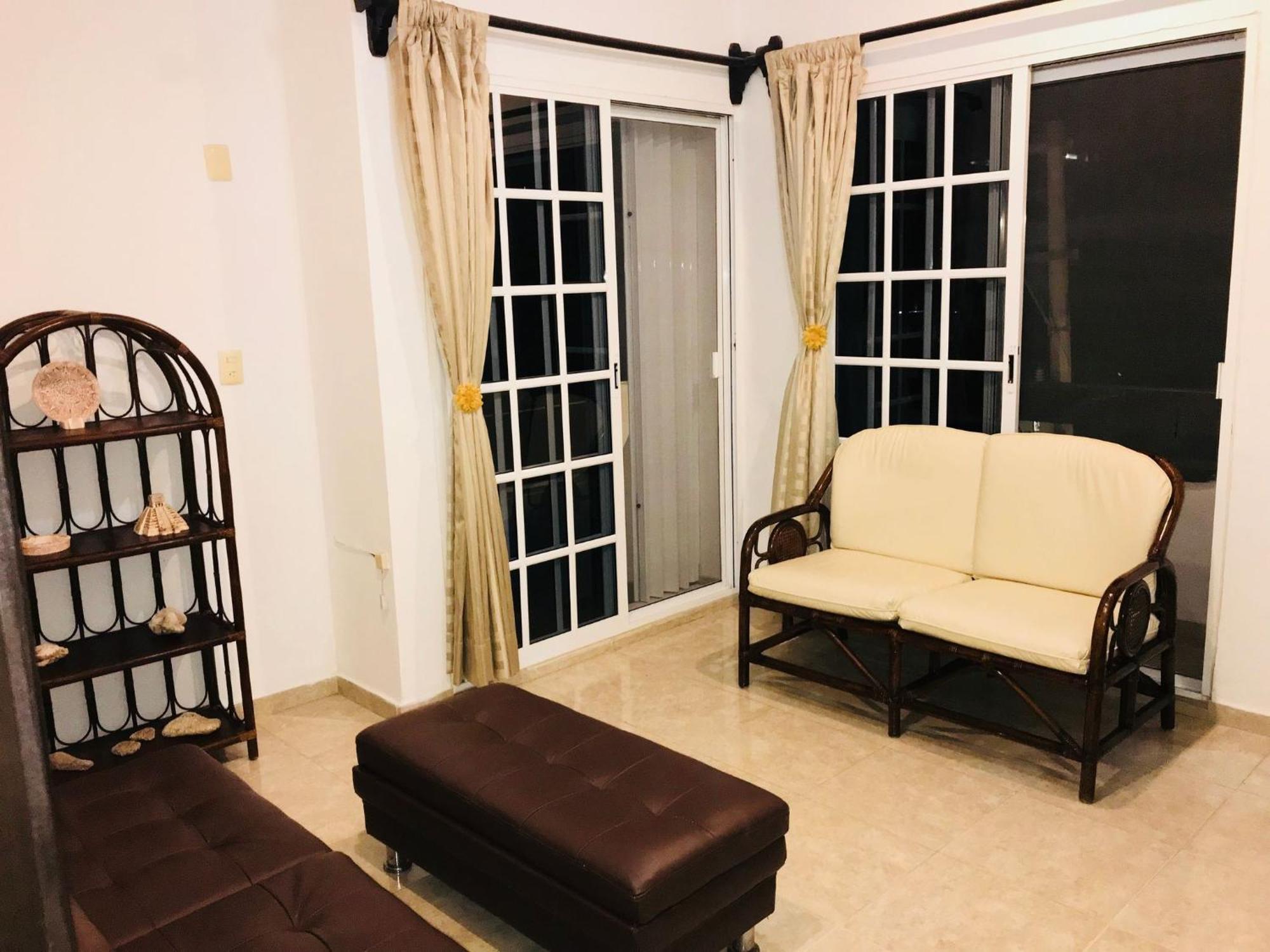5th Avenue 3 People Balcony Bed & Breakfast *