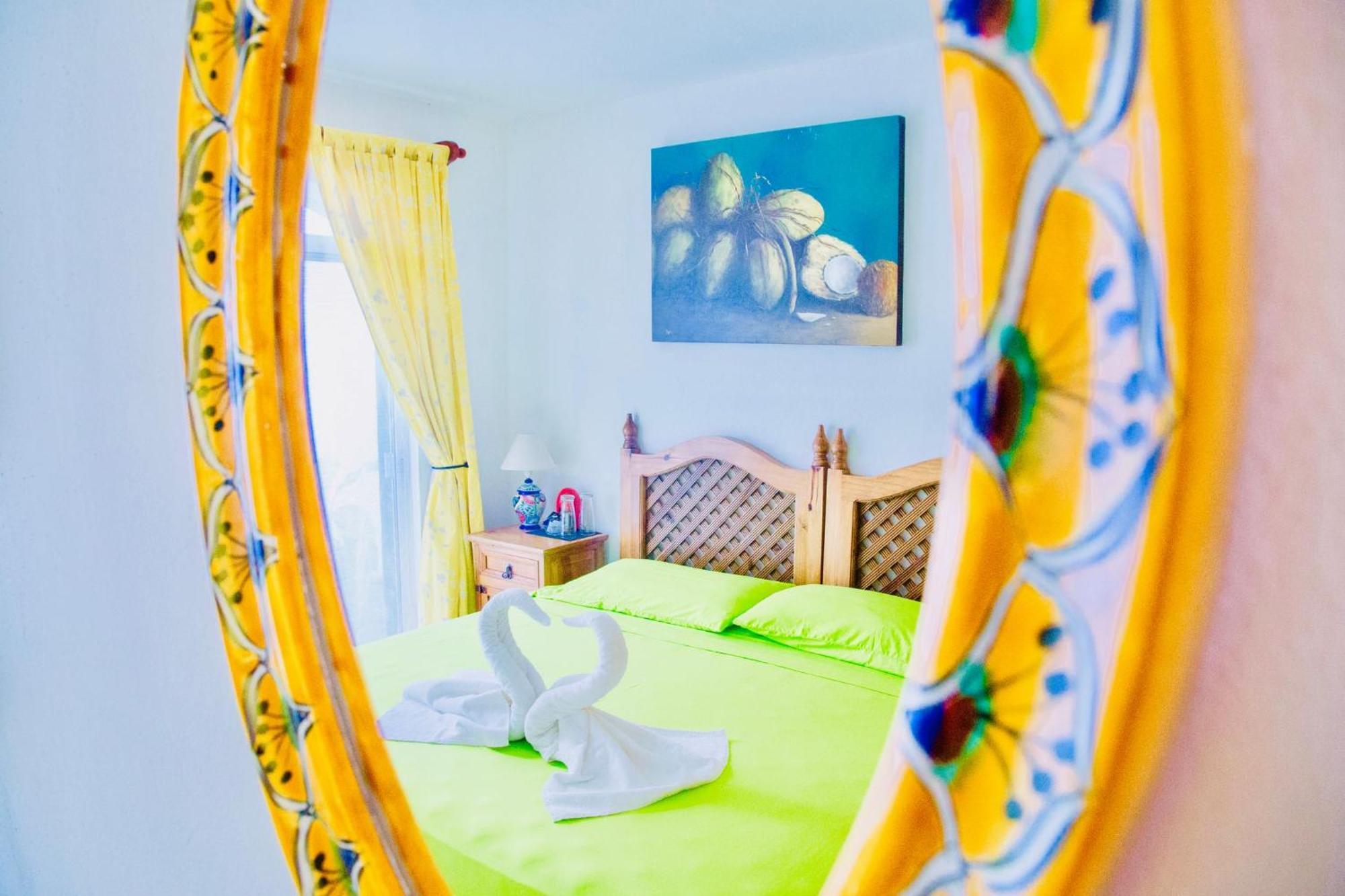 Guest house Superior Budget With Swimming Pool Air Conditioning And Parking
