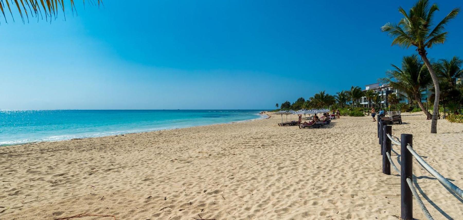 Luxury Blue Ocean Mareazul Apartment Playa del Carmen