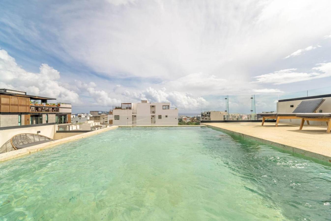 Lux With Rooftop Pool, Walk To And 5th Ave Vakantiehuis Playa del Carmen