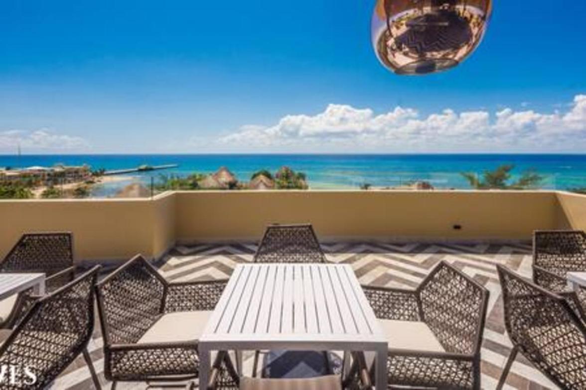 Apartment 2 Br. With Rooftop Pool And Stunning Ocean View *
