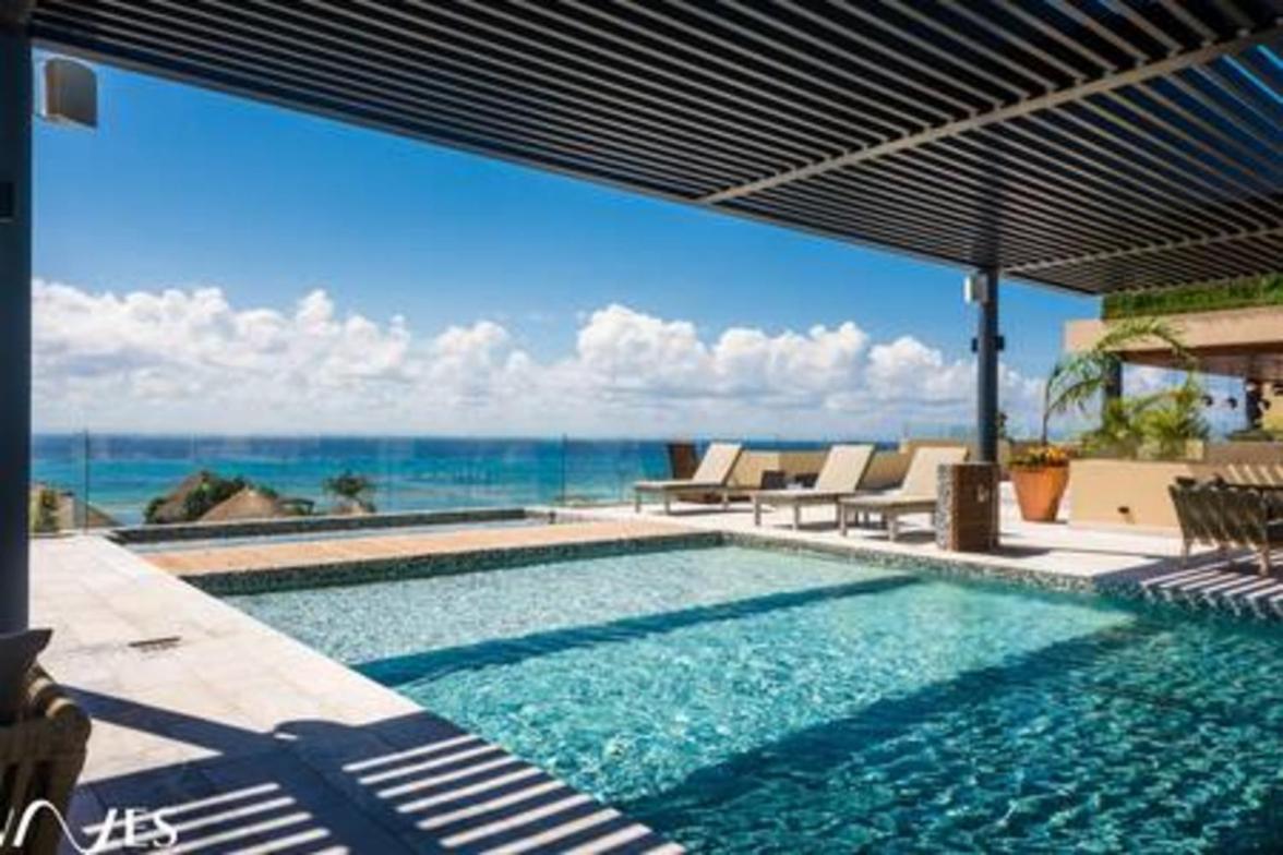 2 Br. With Rooftop Pool And Stunning Ocean View Apartment