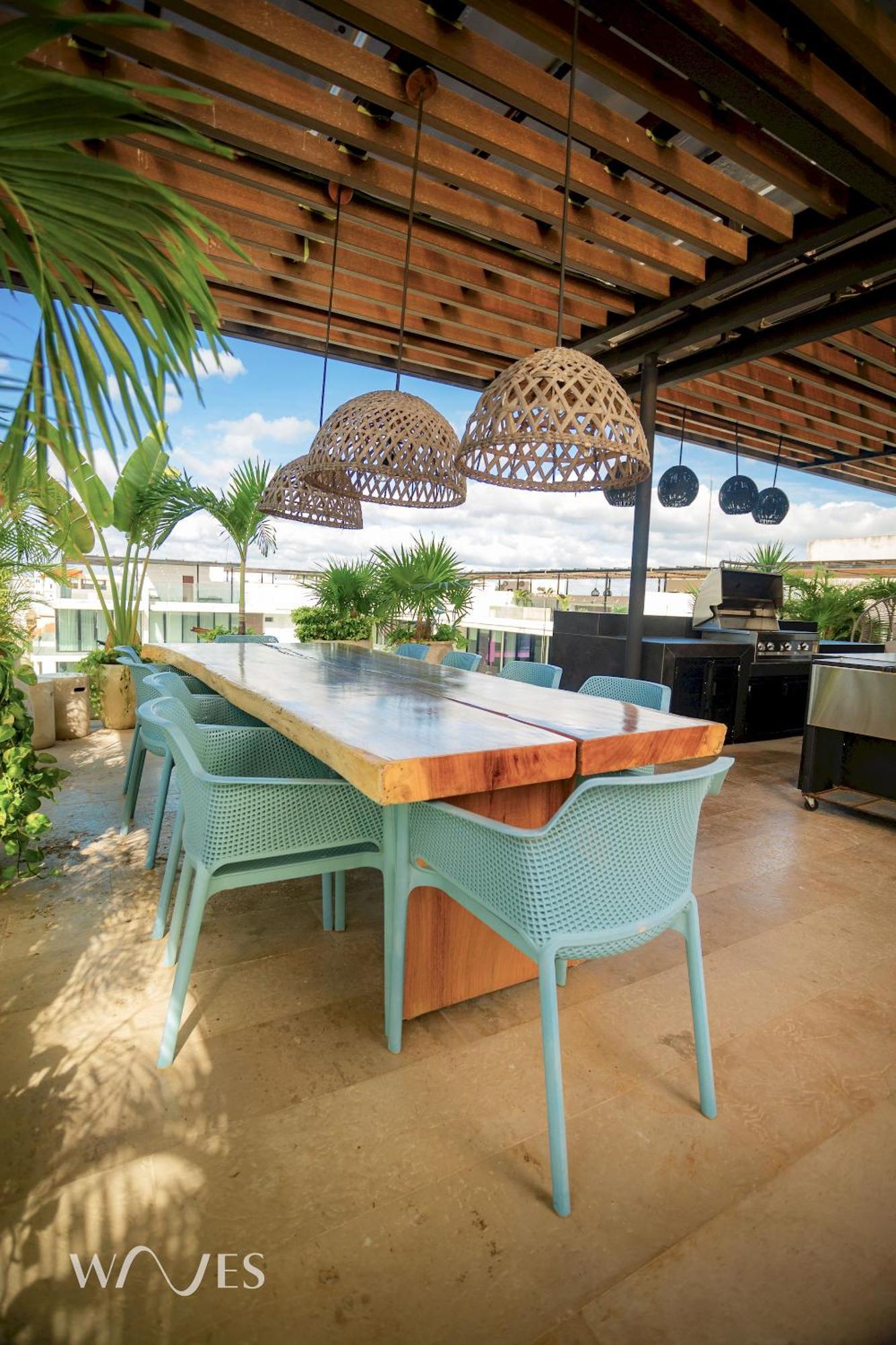 Apartment 3 Br. Ocean Front Ph With Stunning Views *
