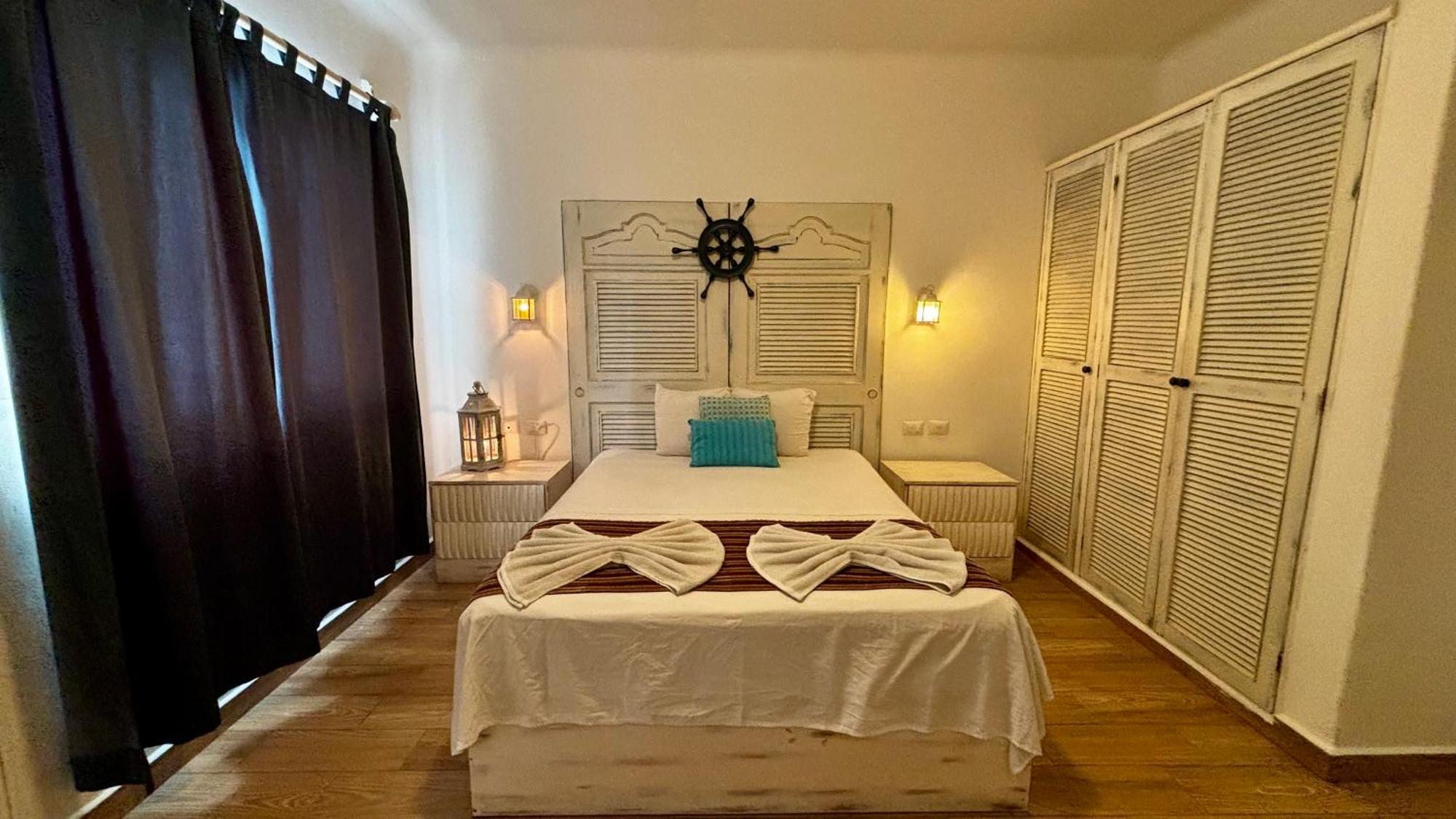 Coco Rio Hotel