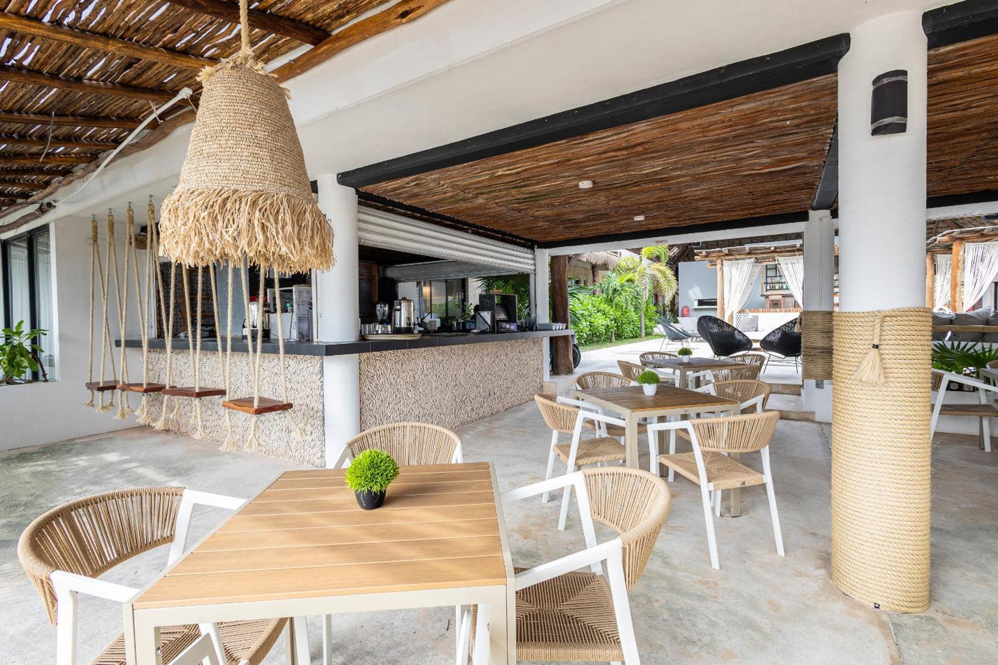 Lodge Areia - Front Playa del Carmen