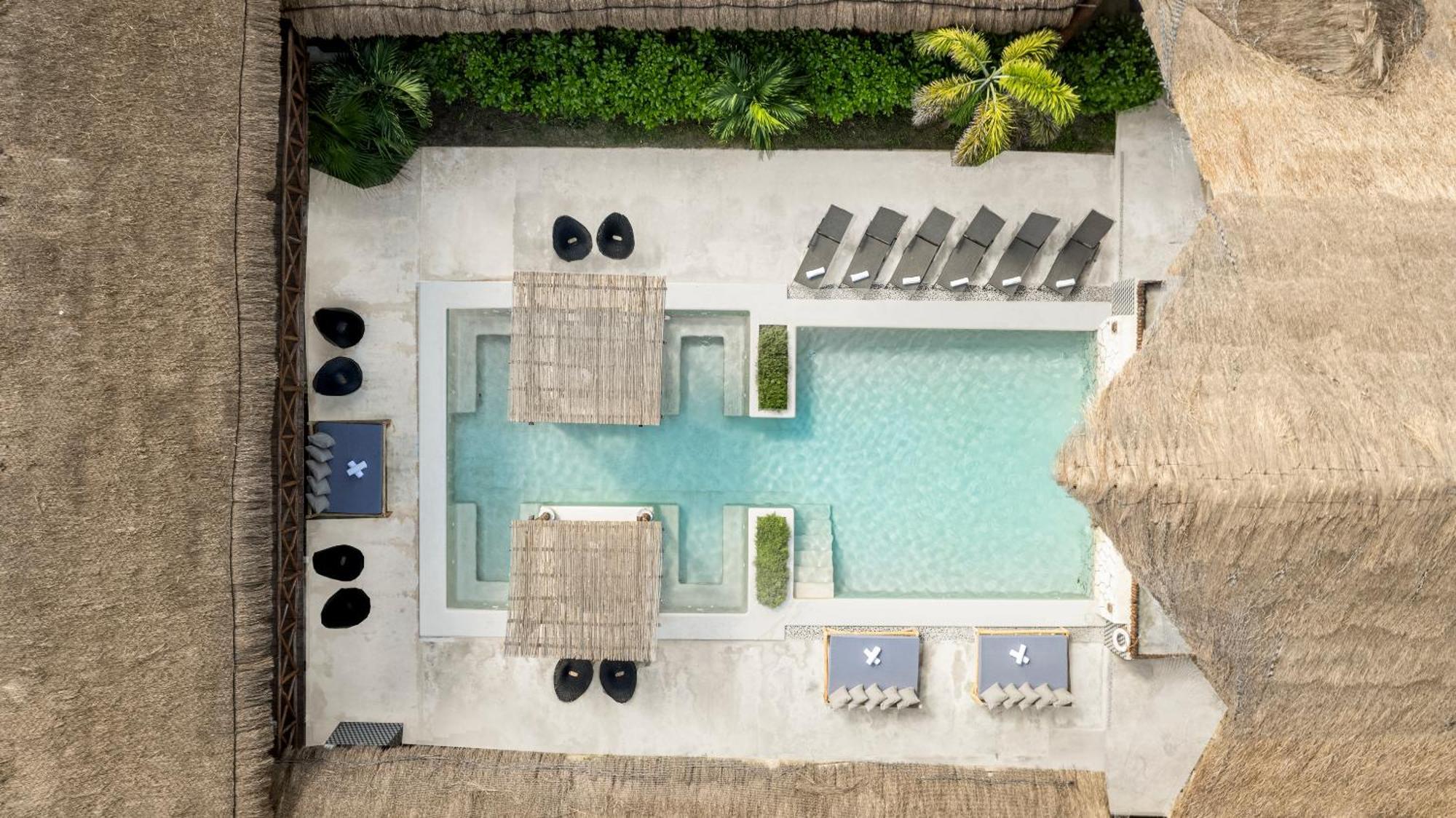 Areia - Front * Playa del Carmen