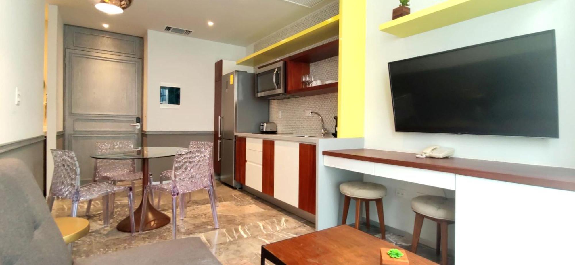 Spectacular 1br Near The