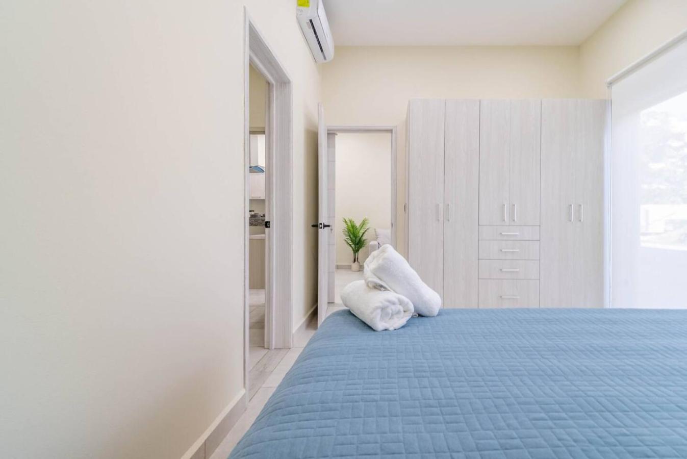 2 Bd With Balcony Gym Rooftop Pool Holiday home Playa del Carmen