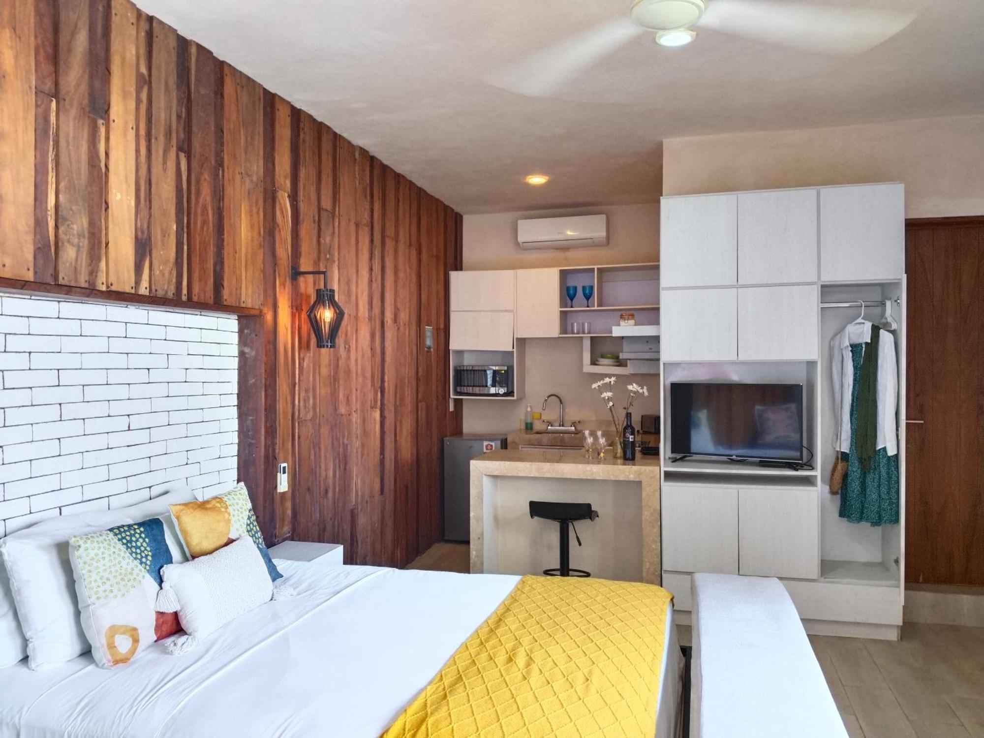 Downtown & Cozy Polo 15 Apartment *