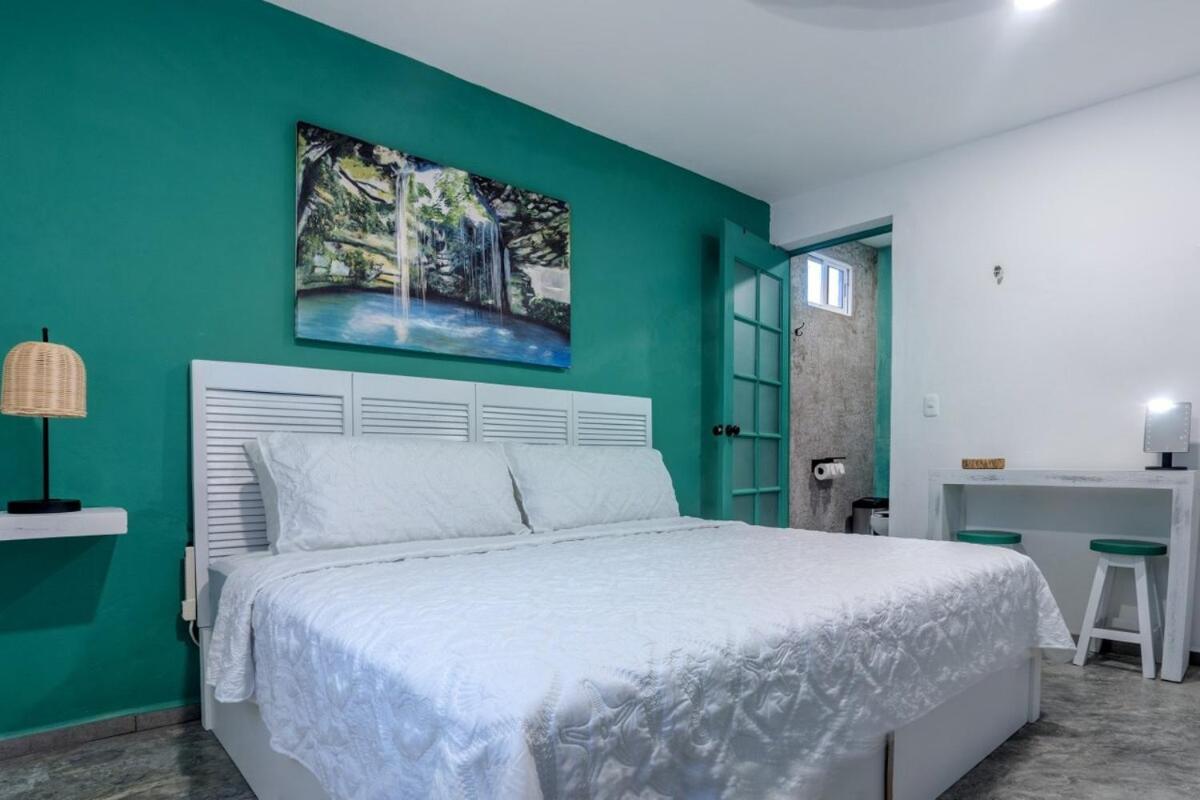 Casabella- Private Villa-6 Bed 6 Bath-beachwalk *