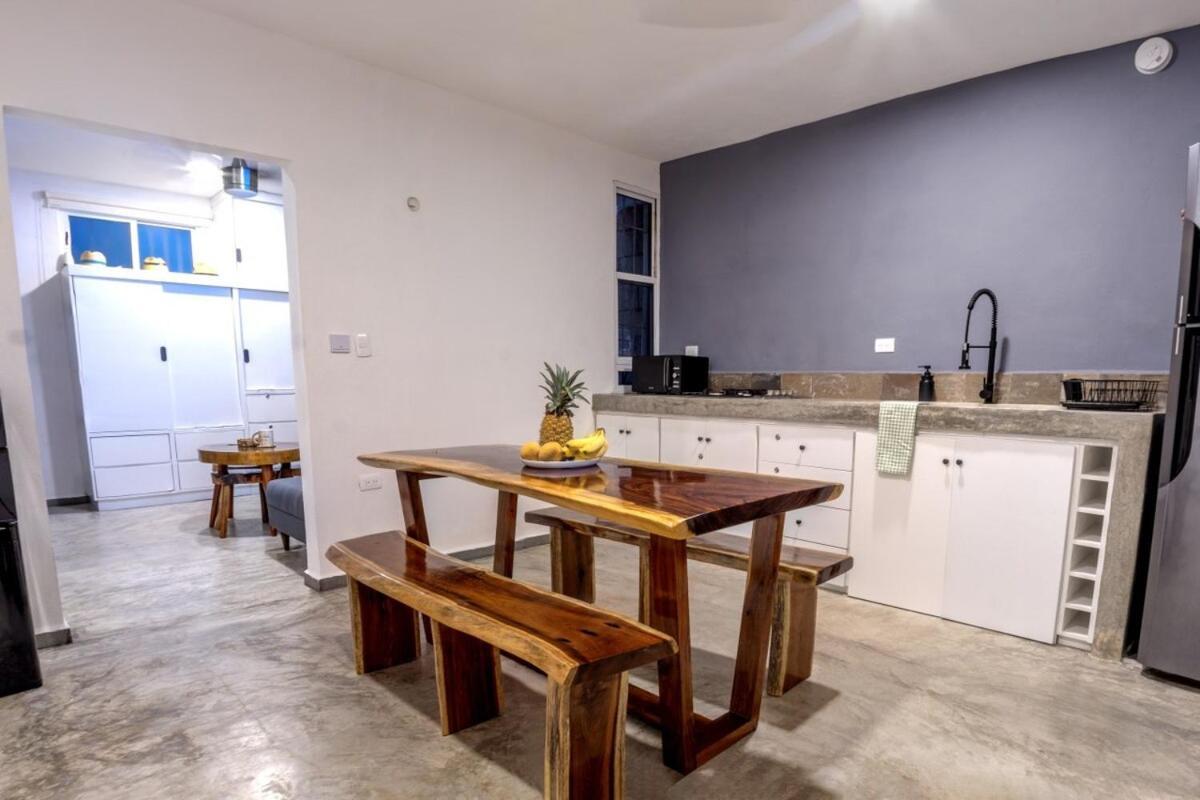 Villa Casabella- Private Villa-6 Bed 6 Bath-beachwalk