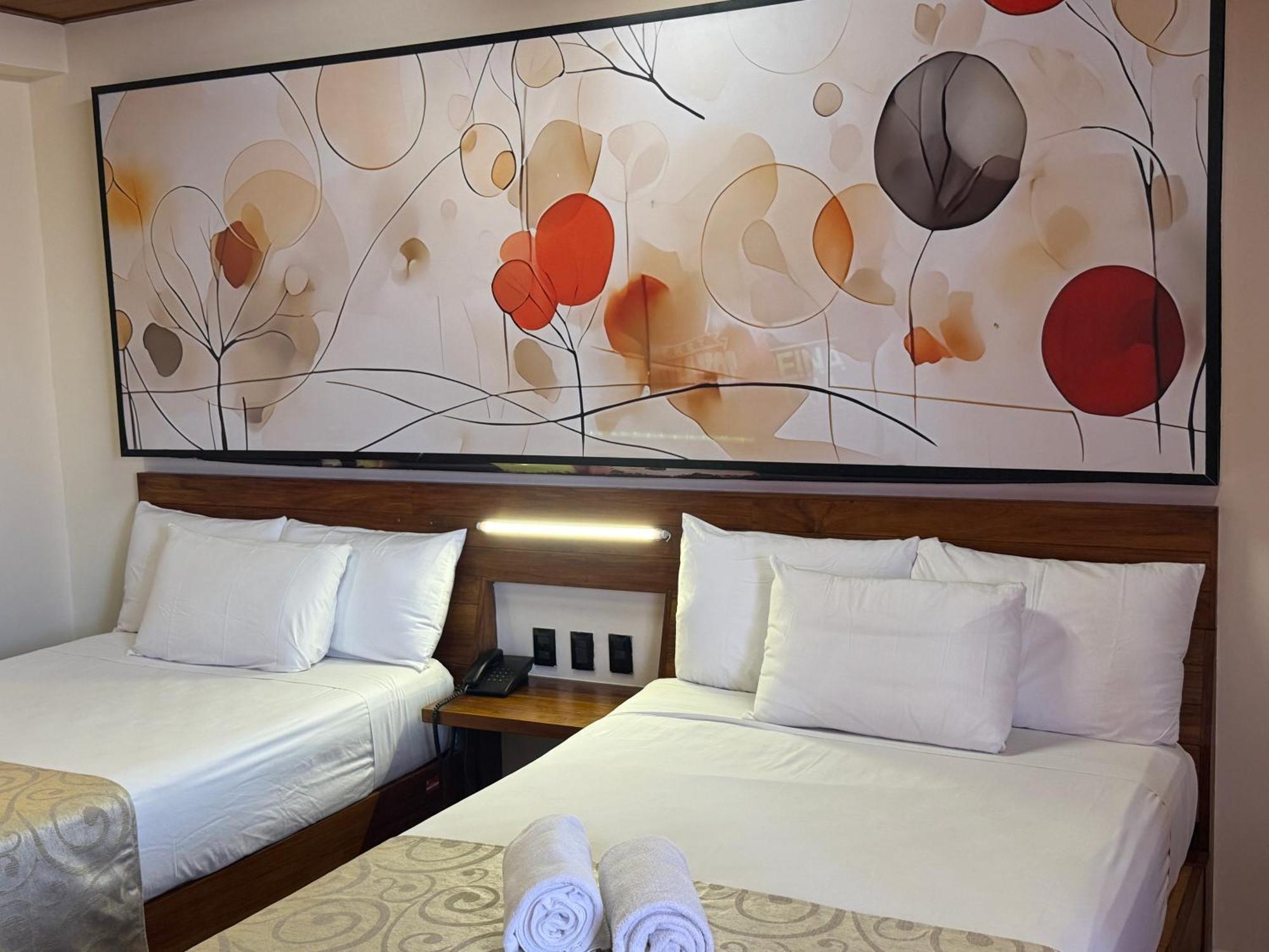 Hotel Reina Roja