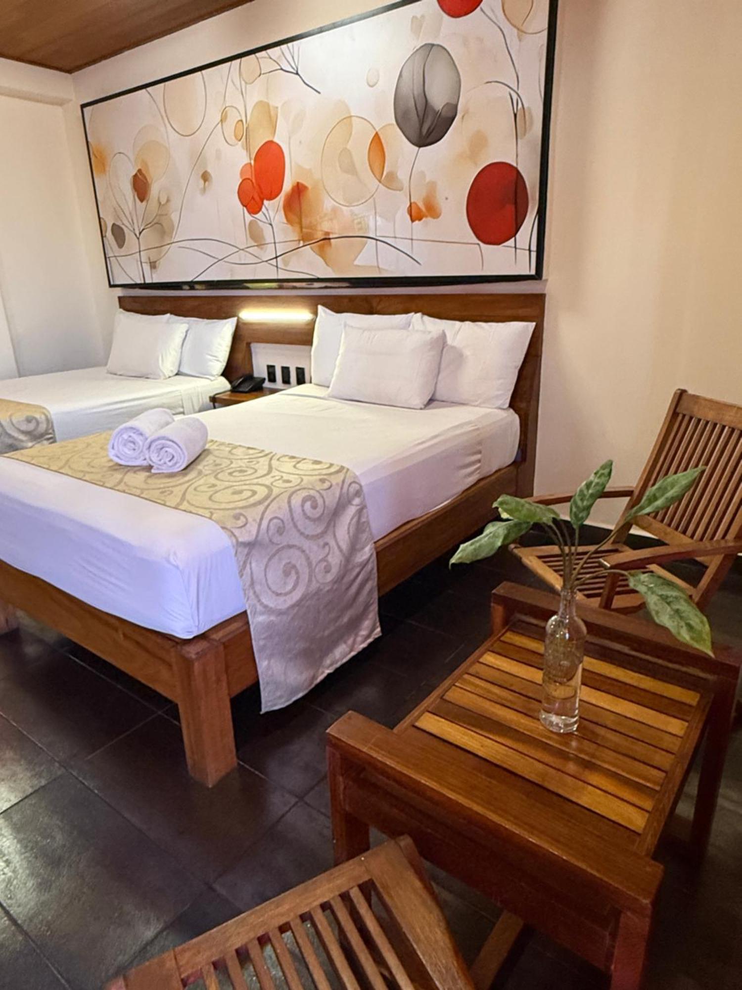 Reina Roja Hotel 4*