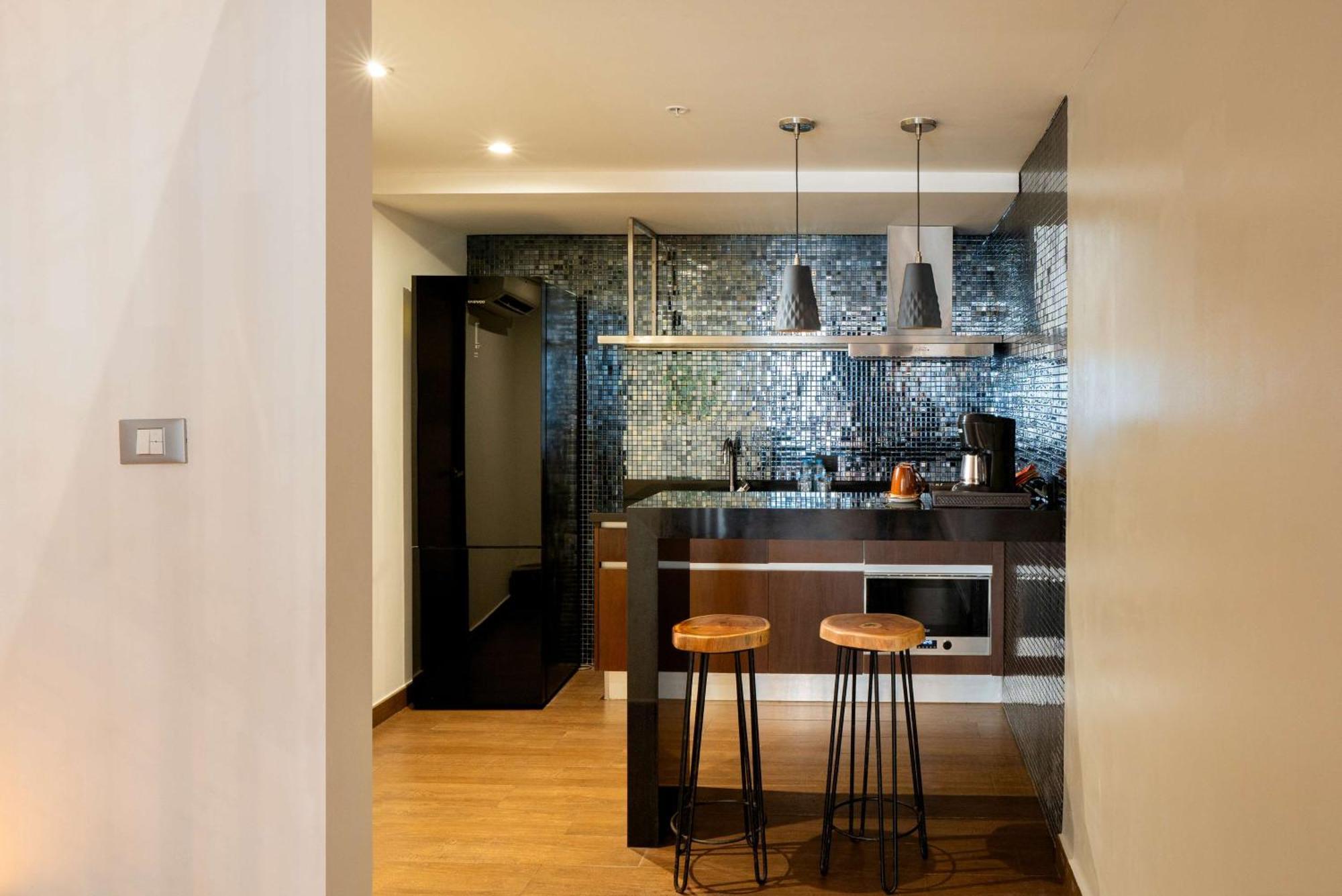 The Fives Downtown & Residences, Curio Collection By Hilton 4*