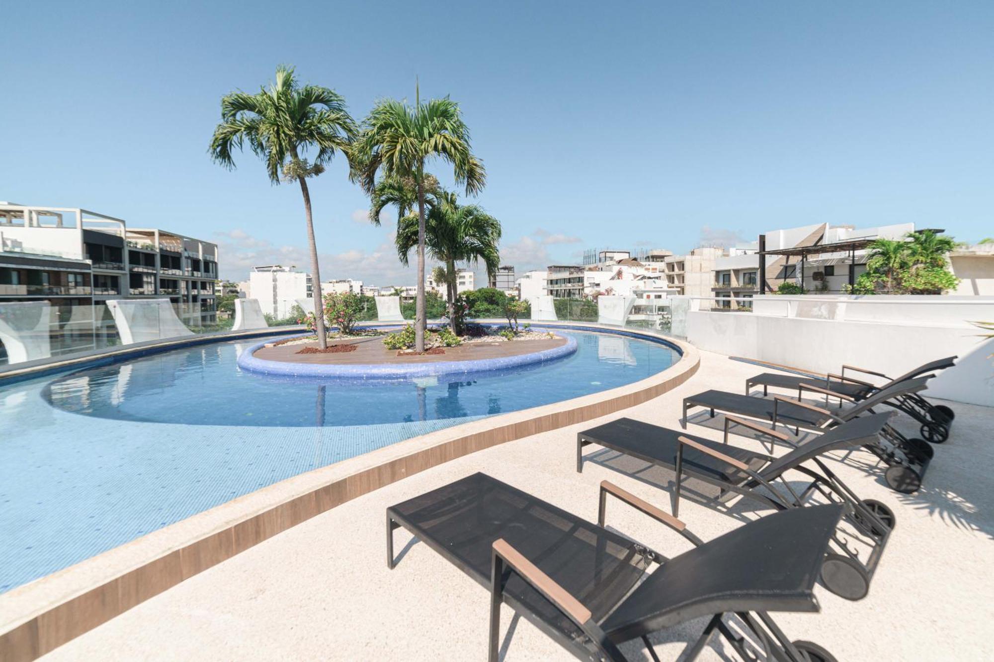 Modern 200m From & 5th Ave Playa del Carmen