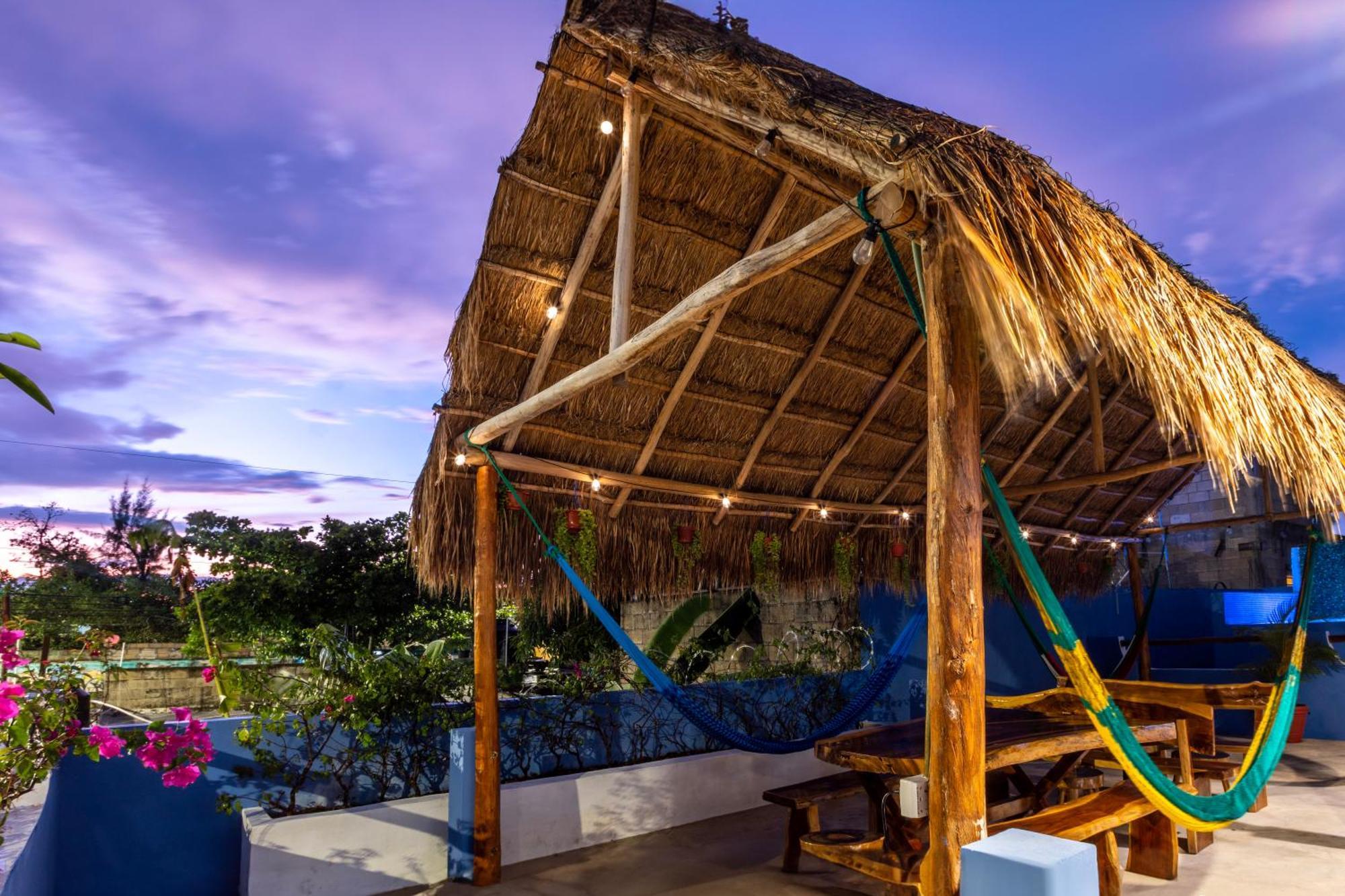Casabella- Private Villa-6 Bed 6 Bath-beachwalk Villa *