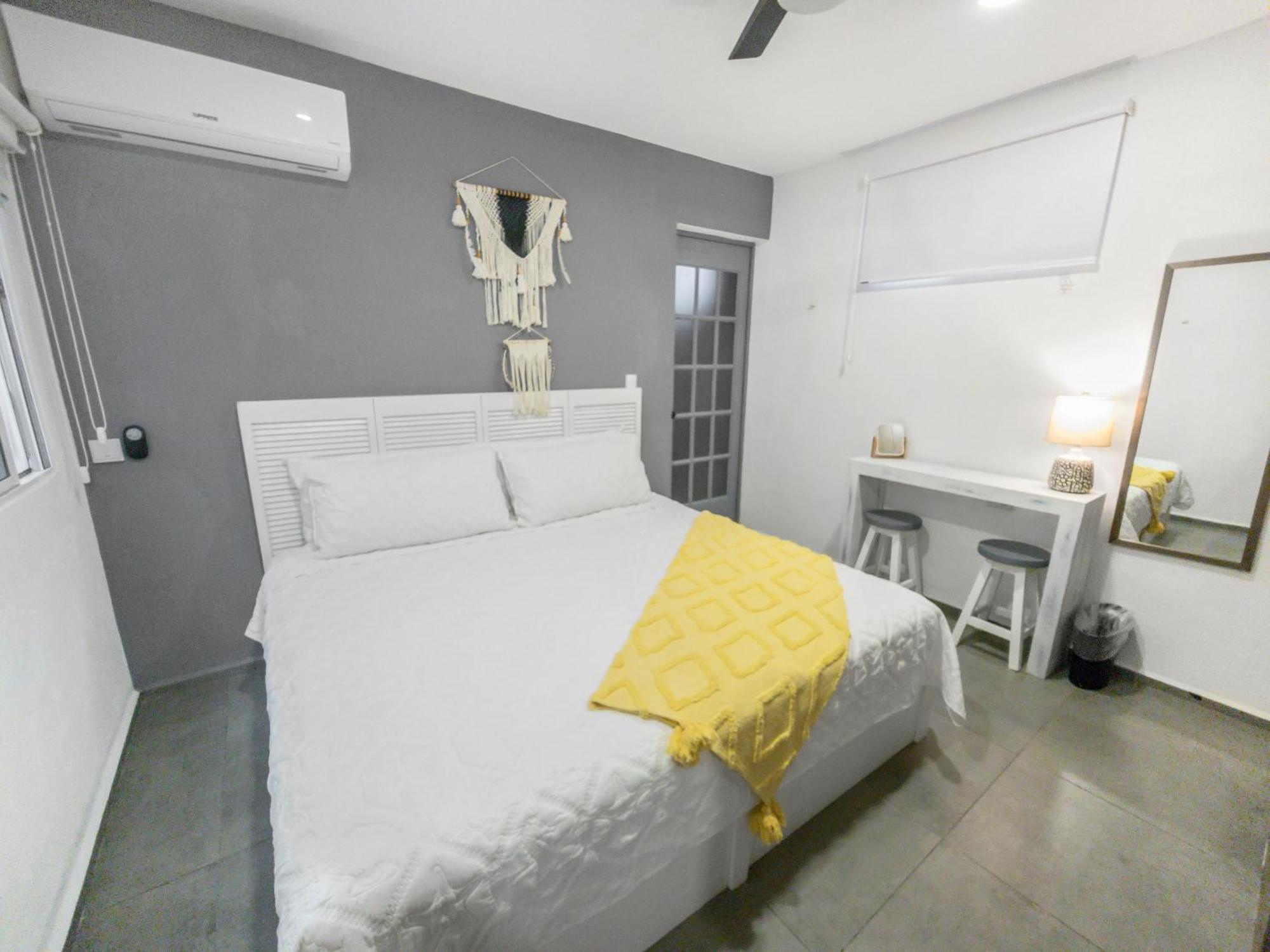 Casabella- Private Villa-6 Bed 6 Bath-beachwalk