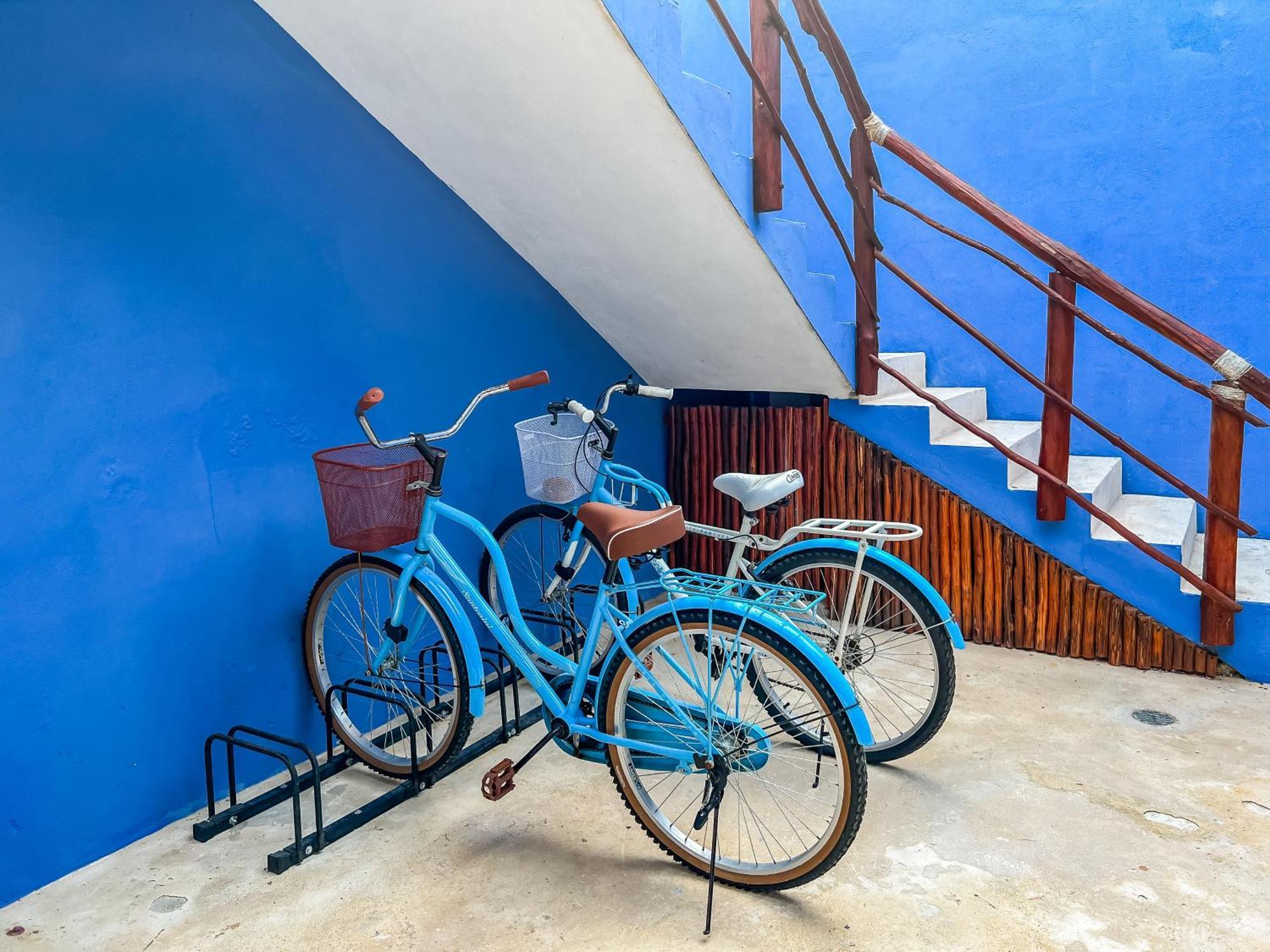 Villa Casabella- Private Villa-6 Bed 6 Bath-beachwalk