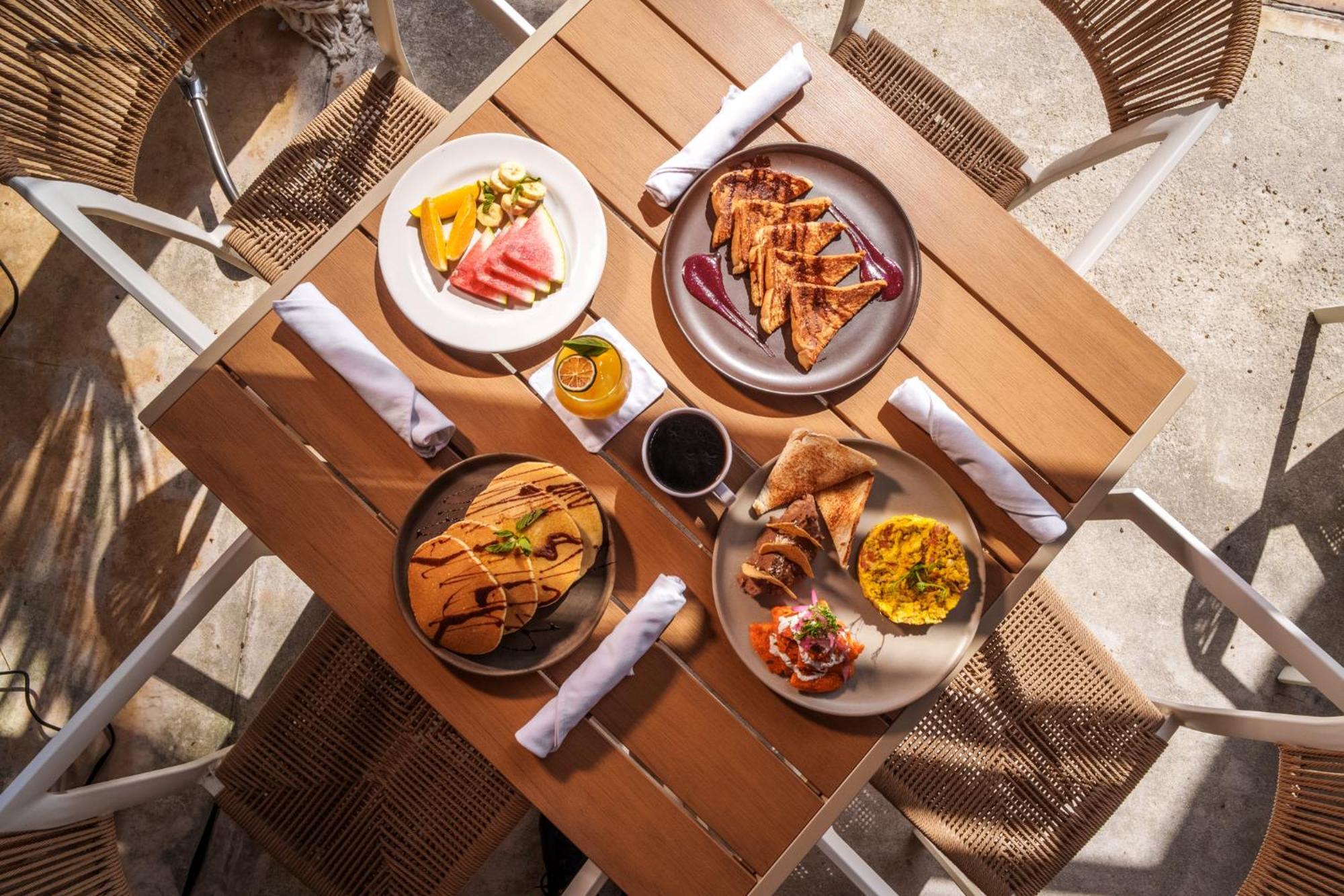 Areia - Front Lodge *