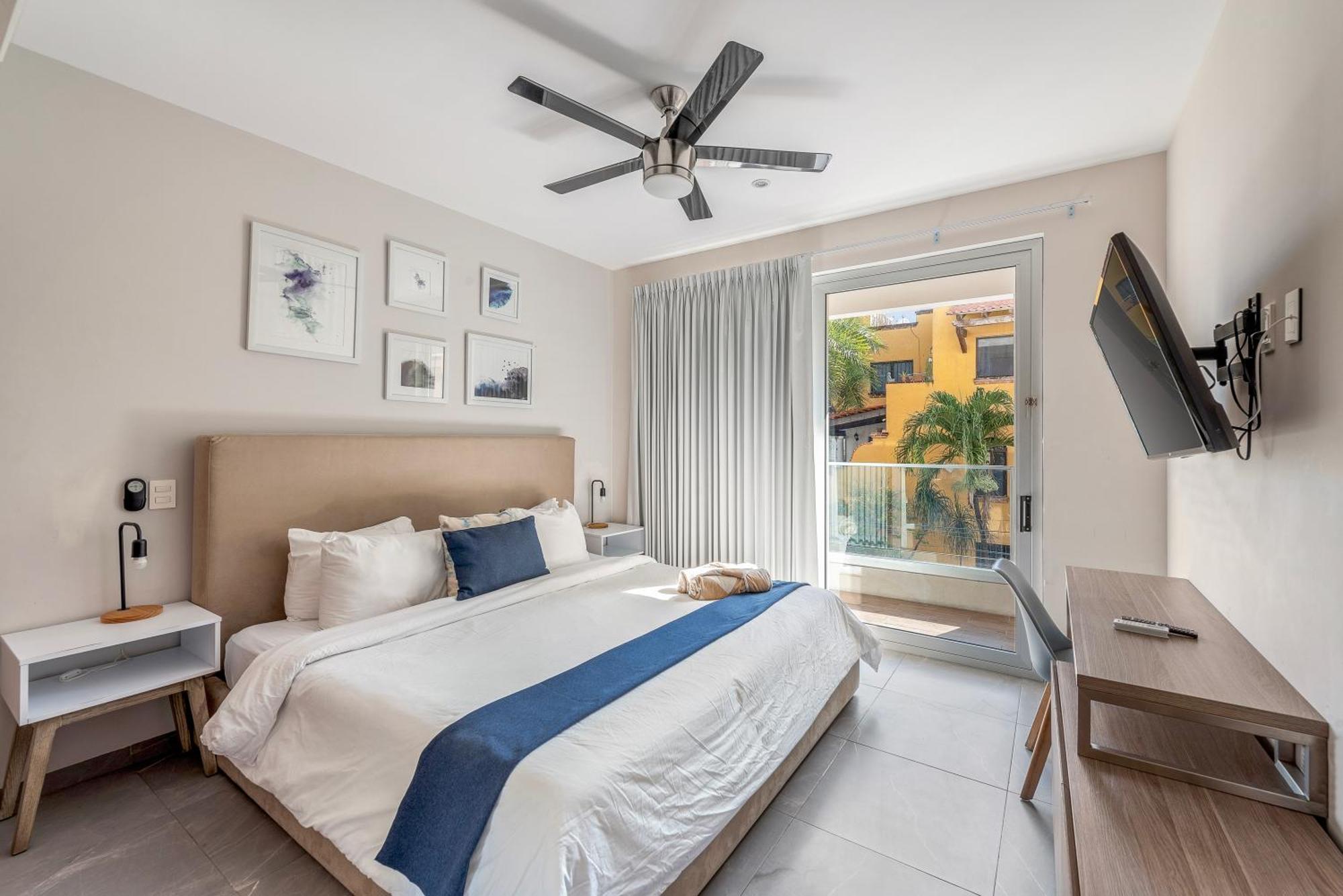 Luxury 2 Hab Cocina Ac Gym Pool Cine Apartment