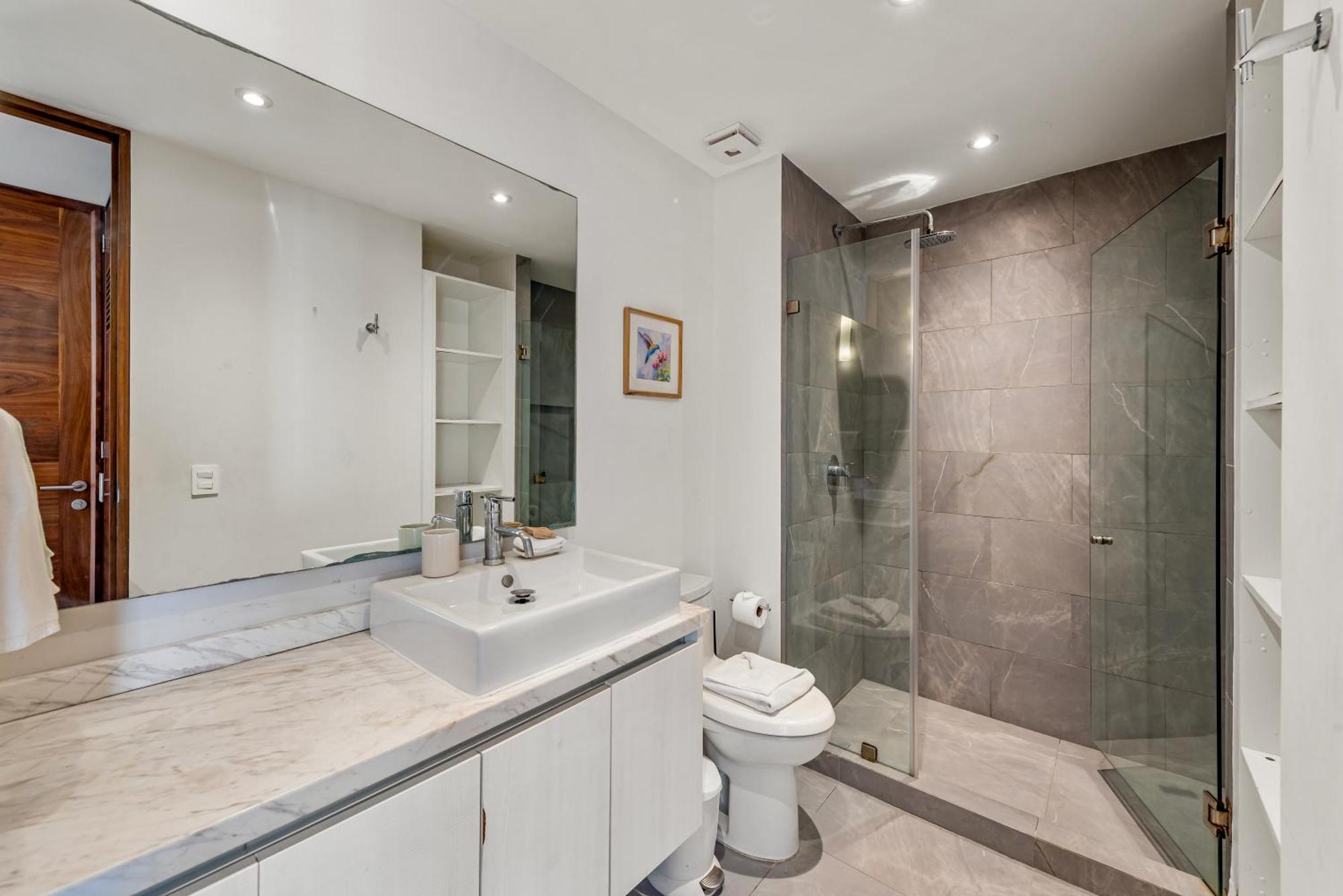Apartment Luxury 2 Hab Cocina Ac Gym Pool Cine
