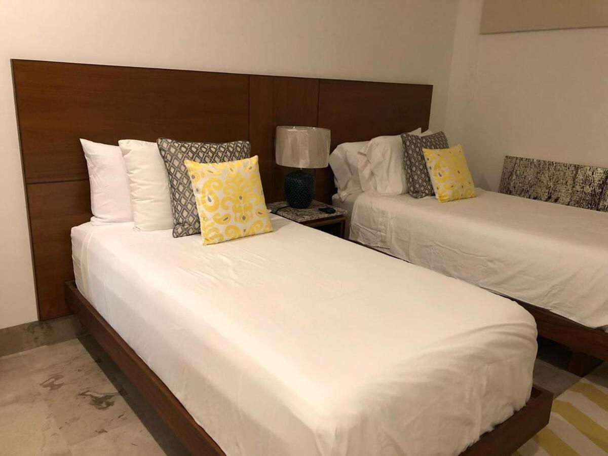 Luxurious Department In Oceana Apartment