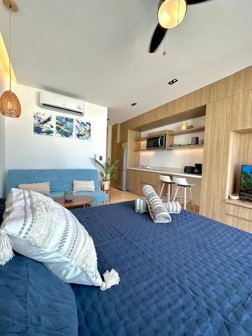 Cozy Modern View W/ Rooftop Pool & Gym - Agama 403 Playa del Carmen