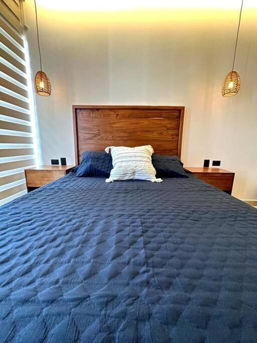 Cozy Modern View W/ Rooftop Pool & Gym - Agama 403