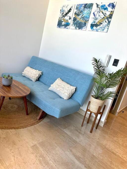 Cozy Modern View W/ Rooftop Pool & Gym - Agama 403 Apartment
