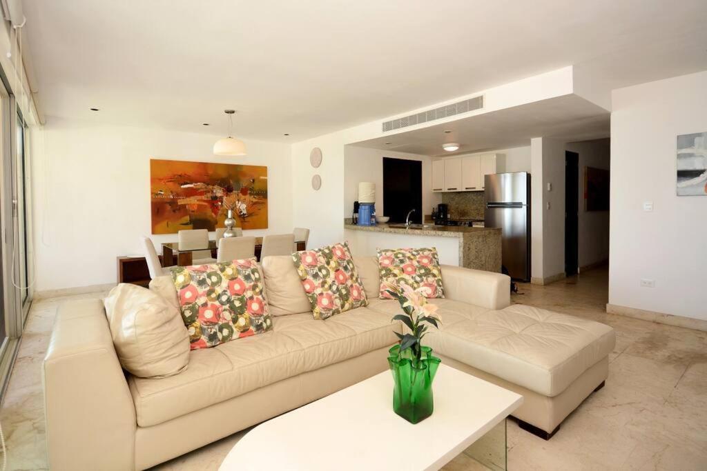 Apartment Great Location Front Playa del Carmen