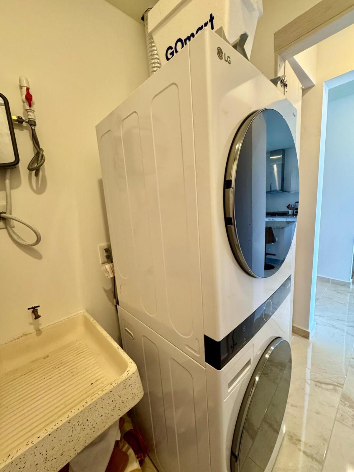 Family Complex A Lot Of Amenities In Valle Aurora Apartment