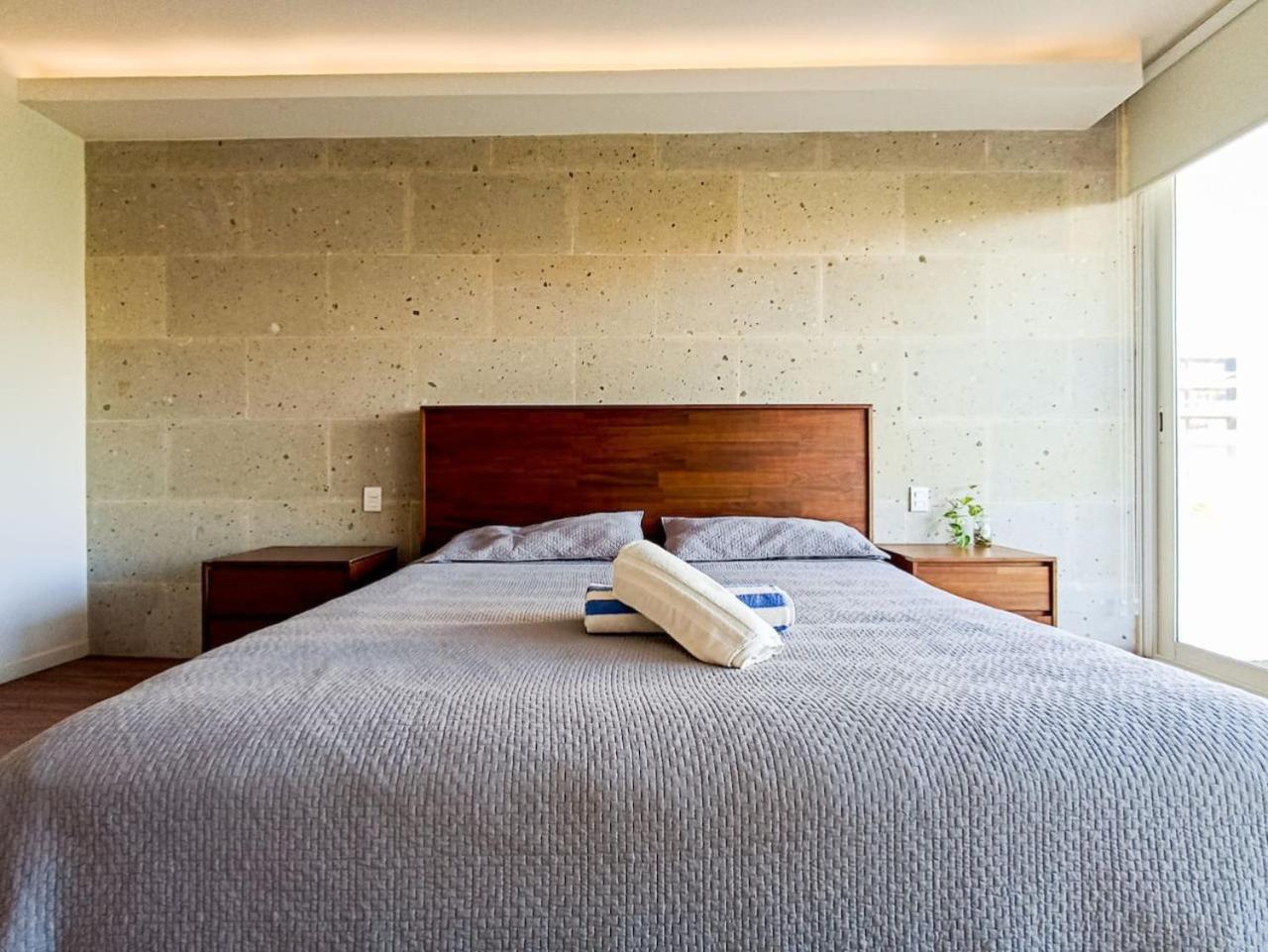 Wide With Sunny Balcony Pool Gym Steps 2 Playa del Carmen