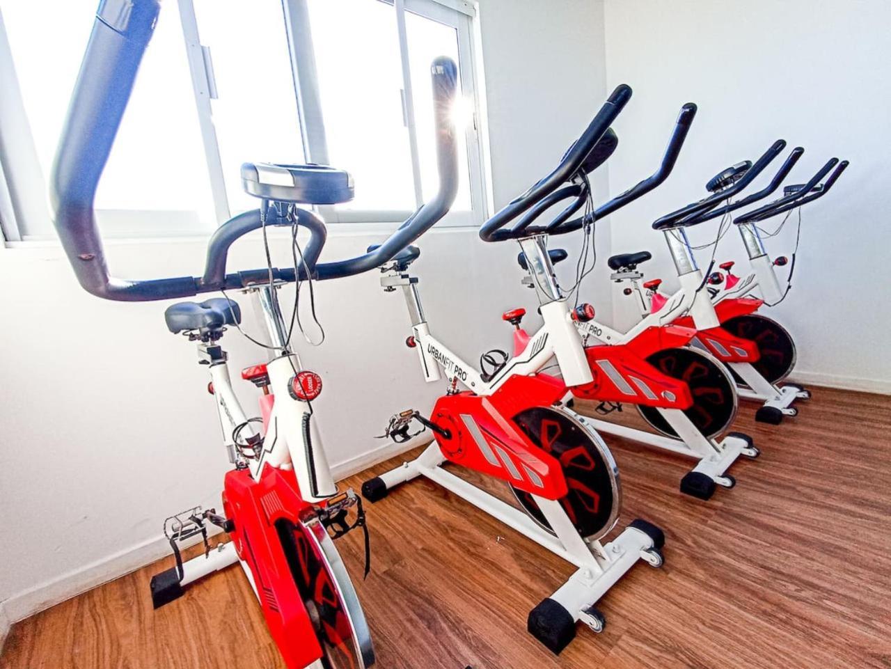 Wide With Sunny Balcony Pool Gym Steps 2 Apartment *