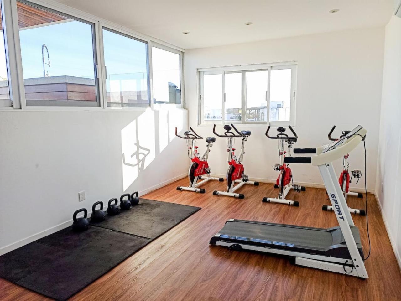 Wide With Sunny Balcony Pool Gym Steps 2 Apartment