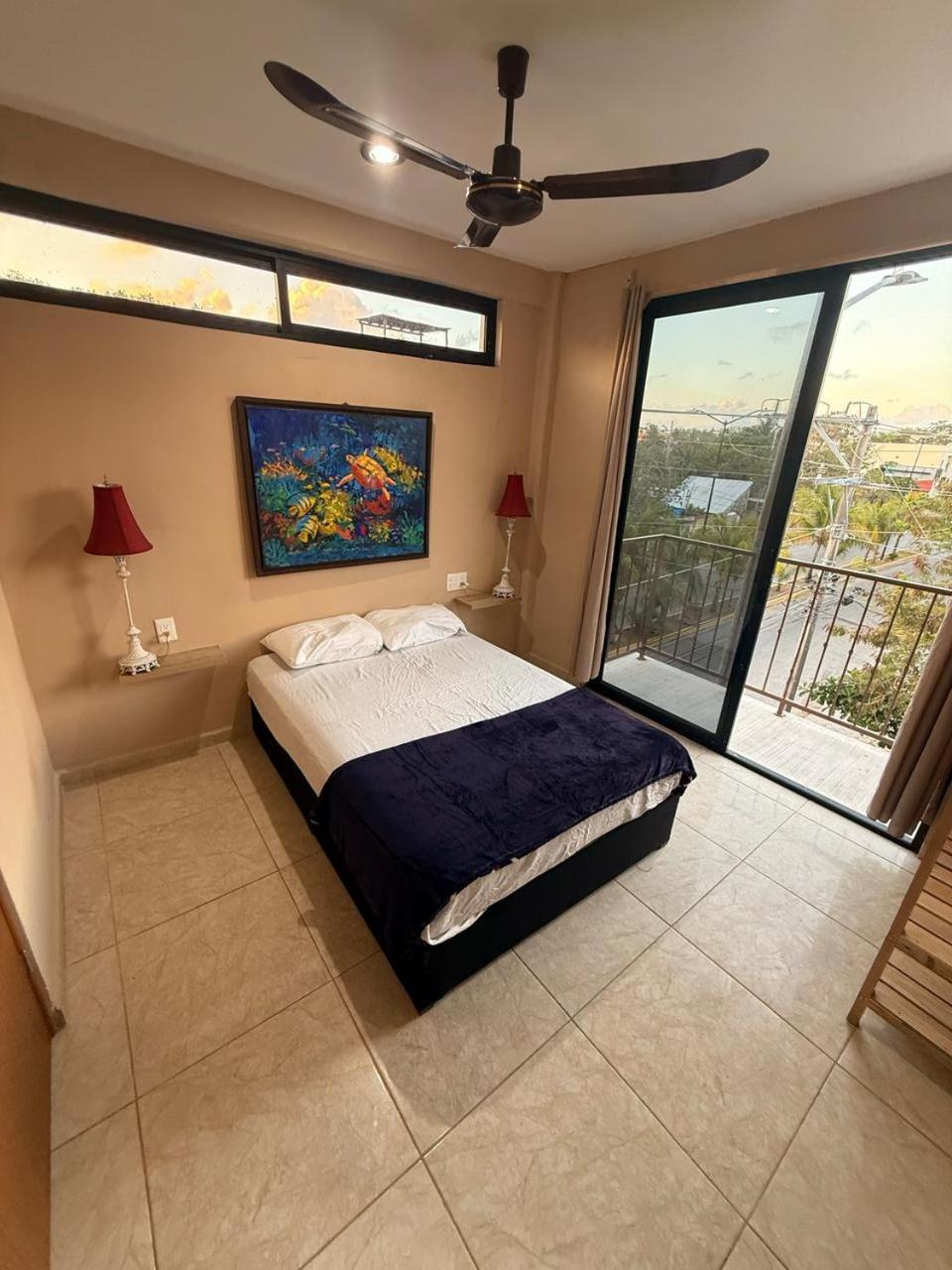 Torre 70, Departamento 12 Apartment *