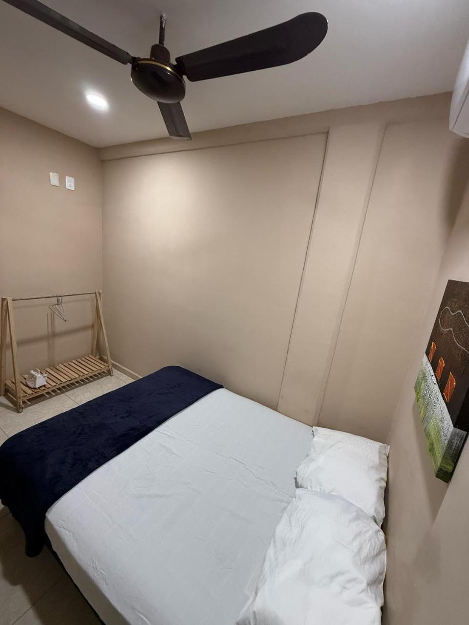 Apartment Torre 70, Departamento 12 *