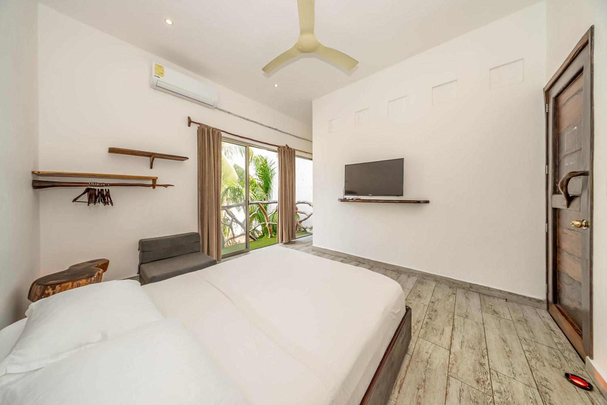 The Village Boutique Playa del Carmen