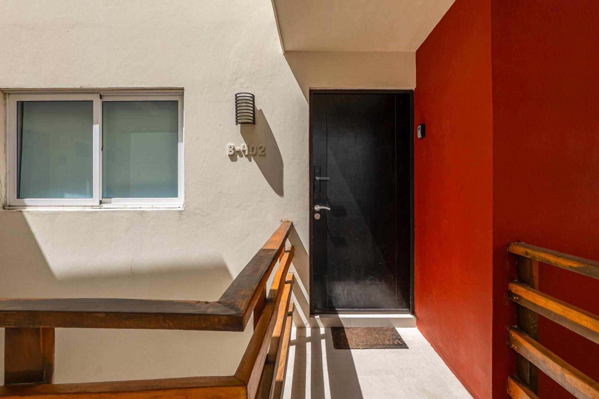 The Turquoise Escape At Sabbia B402 Apartment