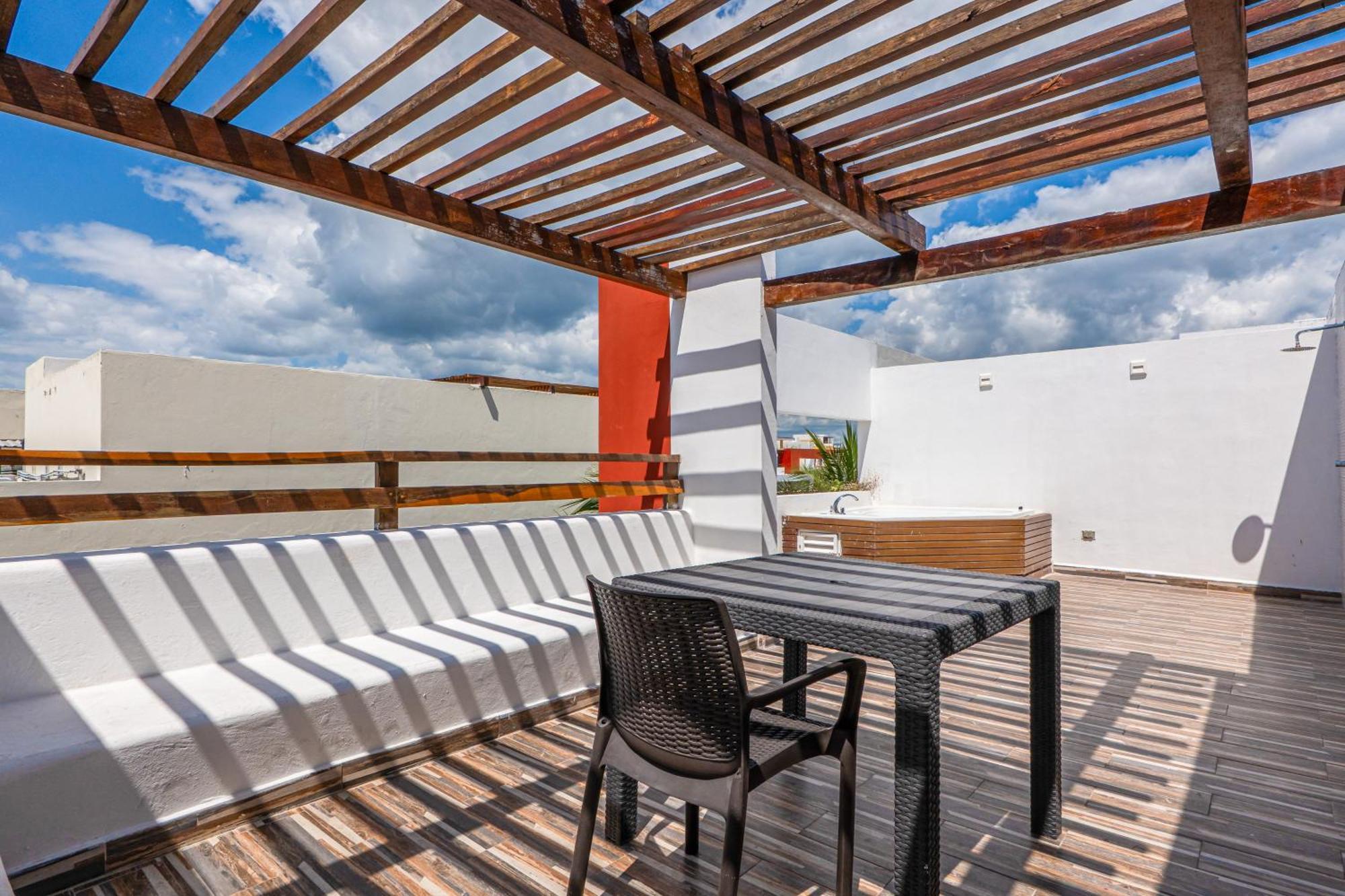The Turquoise Escape At Sabbia B402 Apartment *