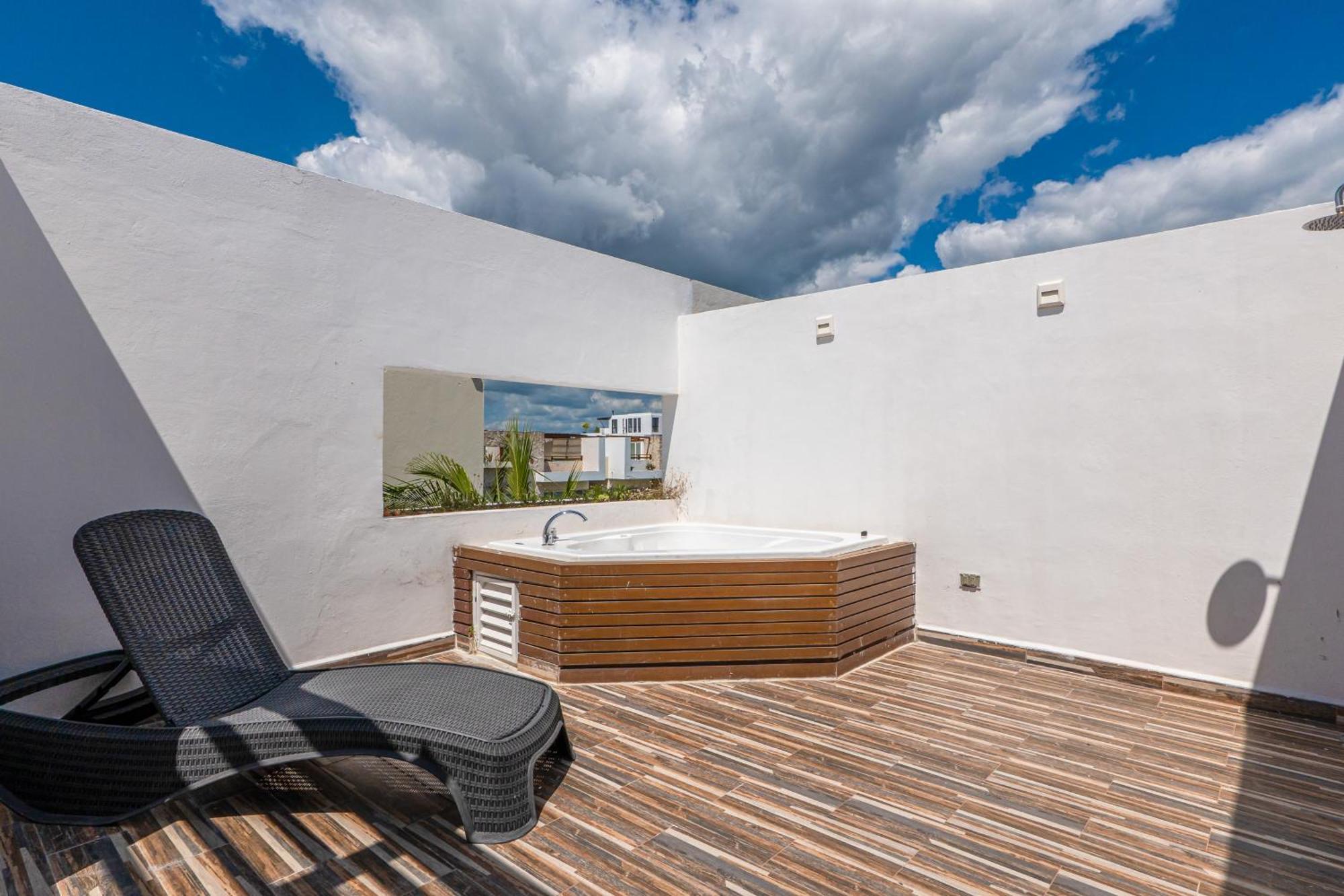 The Turquoise Escape At Sabbia B402