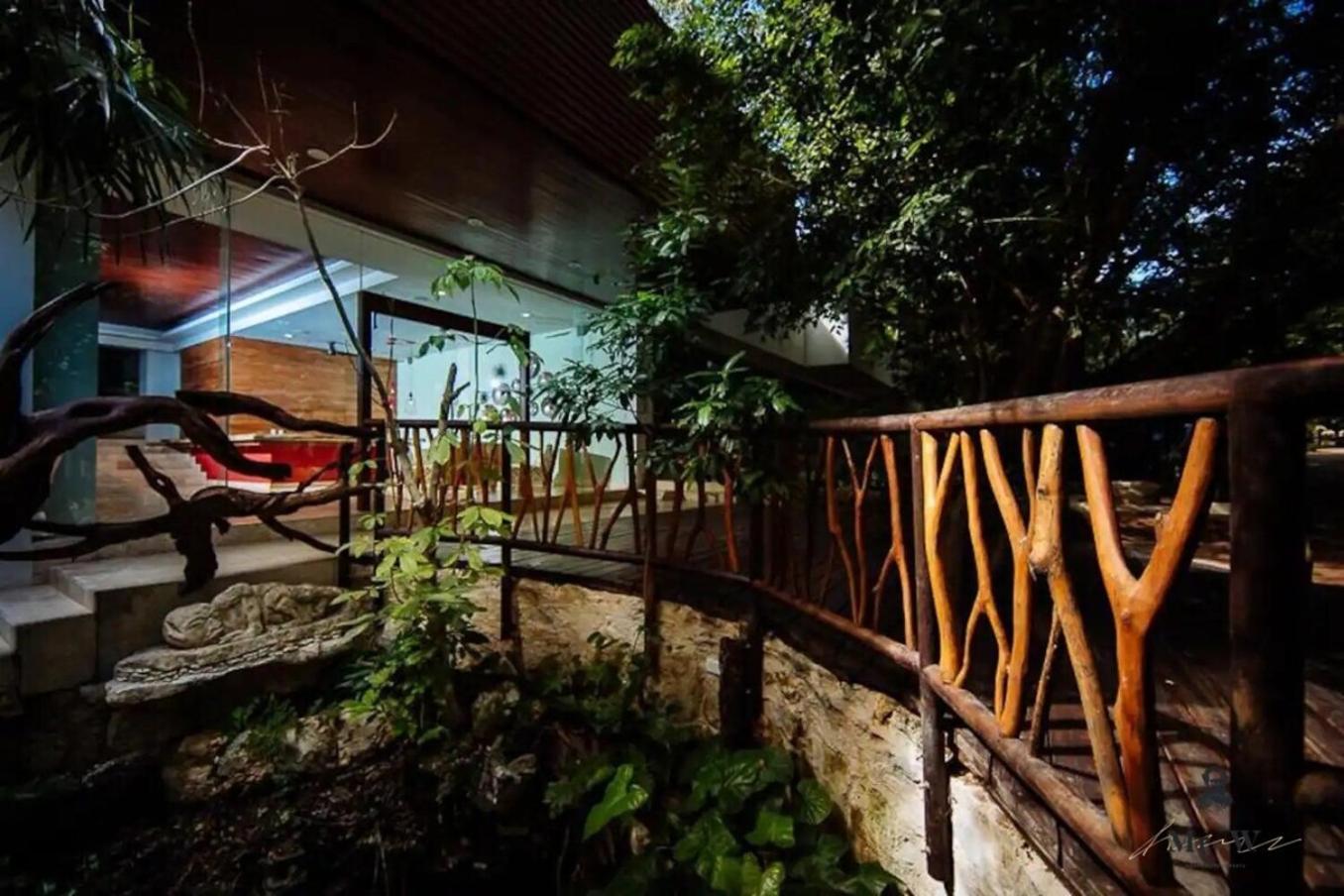 Private Pool Ph, Walk To Beach, 38th & 5th Apartment *