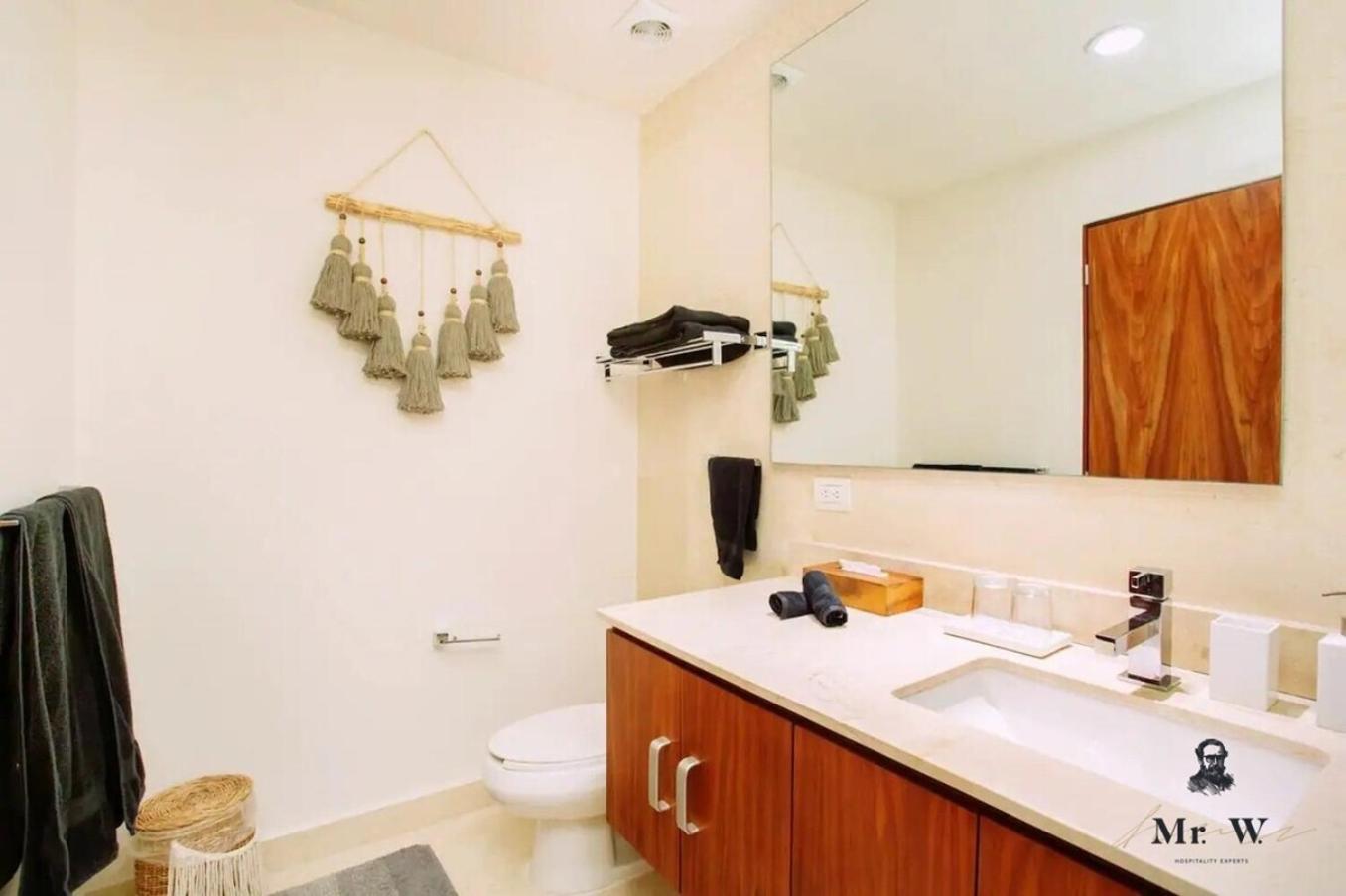 Apartment Private Pool Ph, Walk To Beach, 38th & 5th