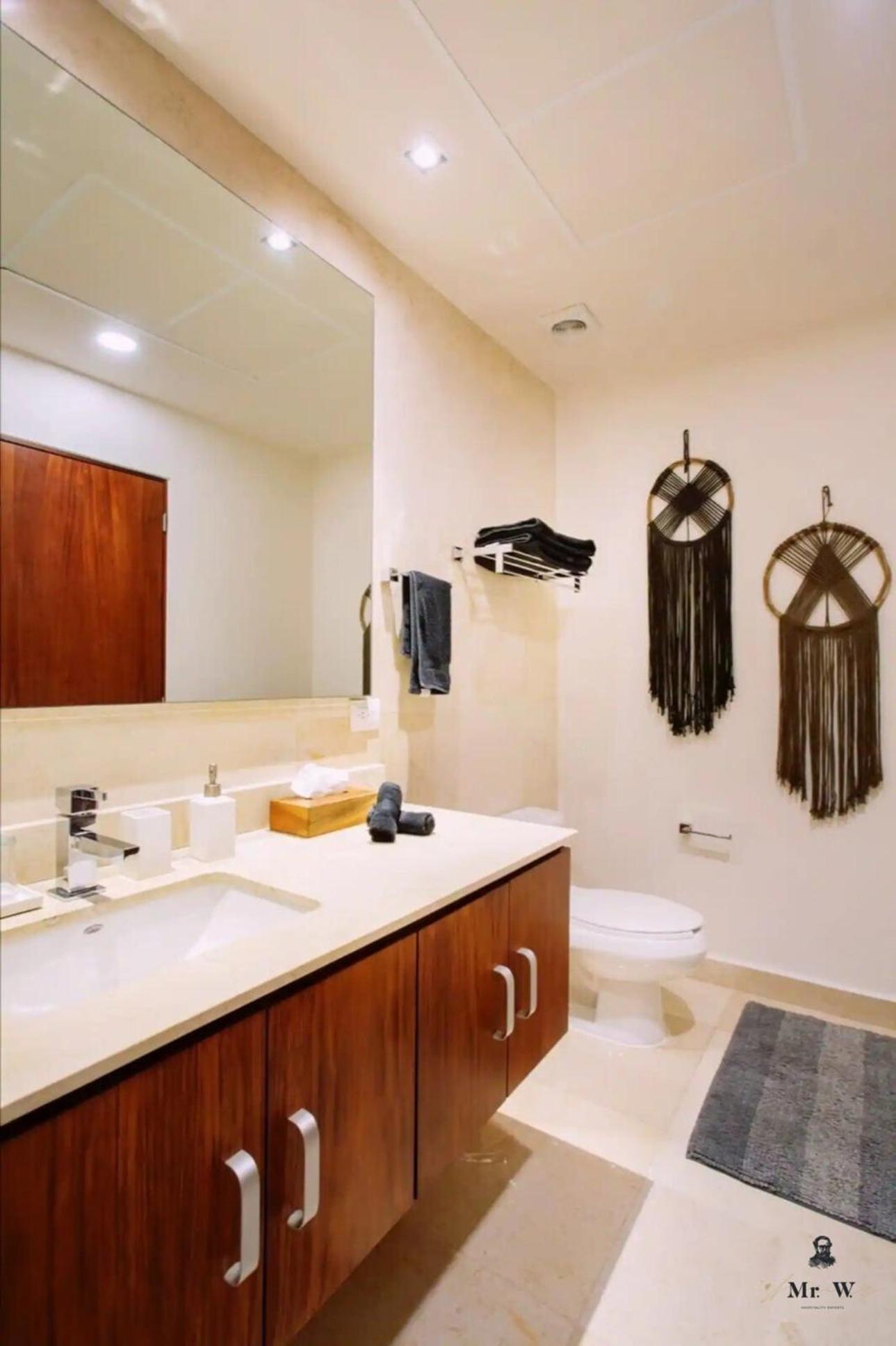 Apartment Private Pool Ph, Walk To Beach, 38th & 5th