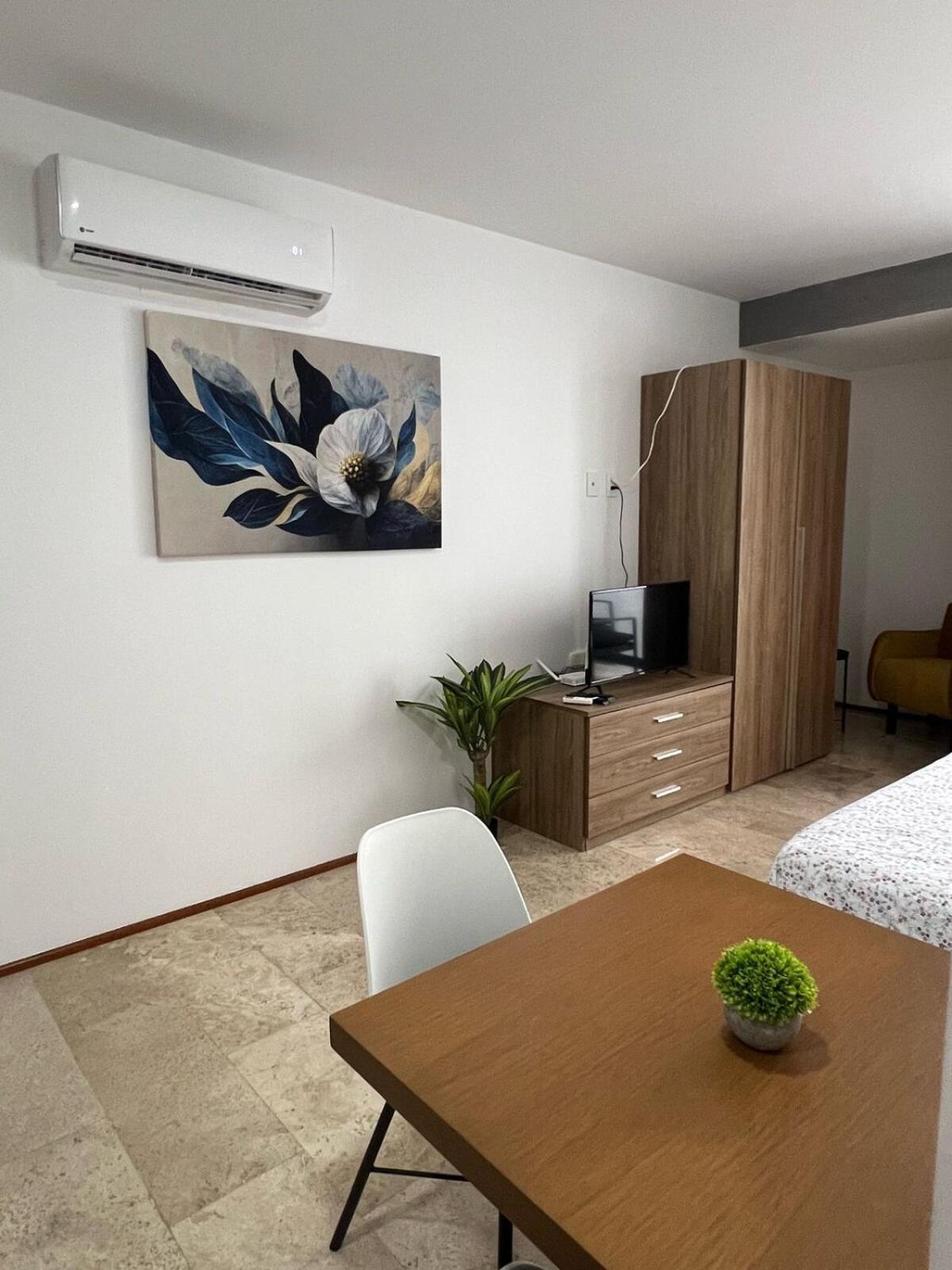 Menesse 38 Apartment