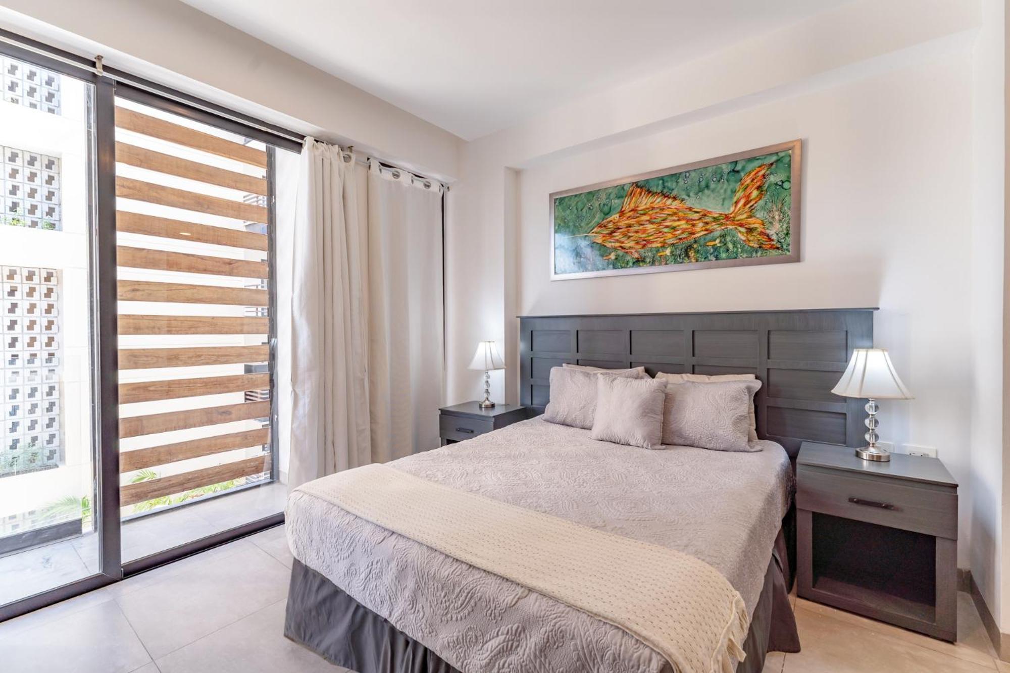 At Icono 3 Bedrooms Close 5th Apartment *