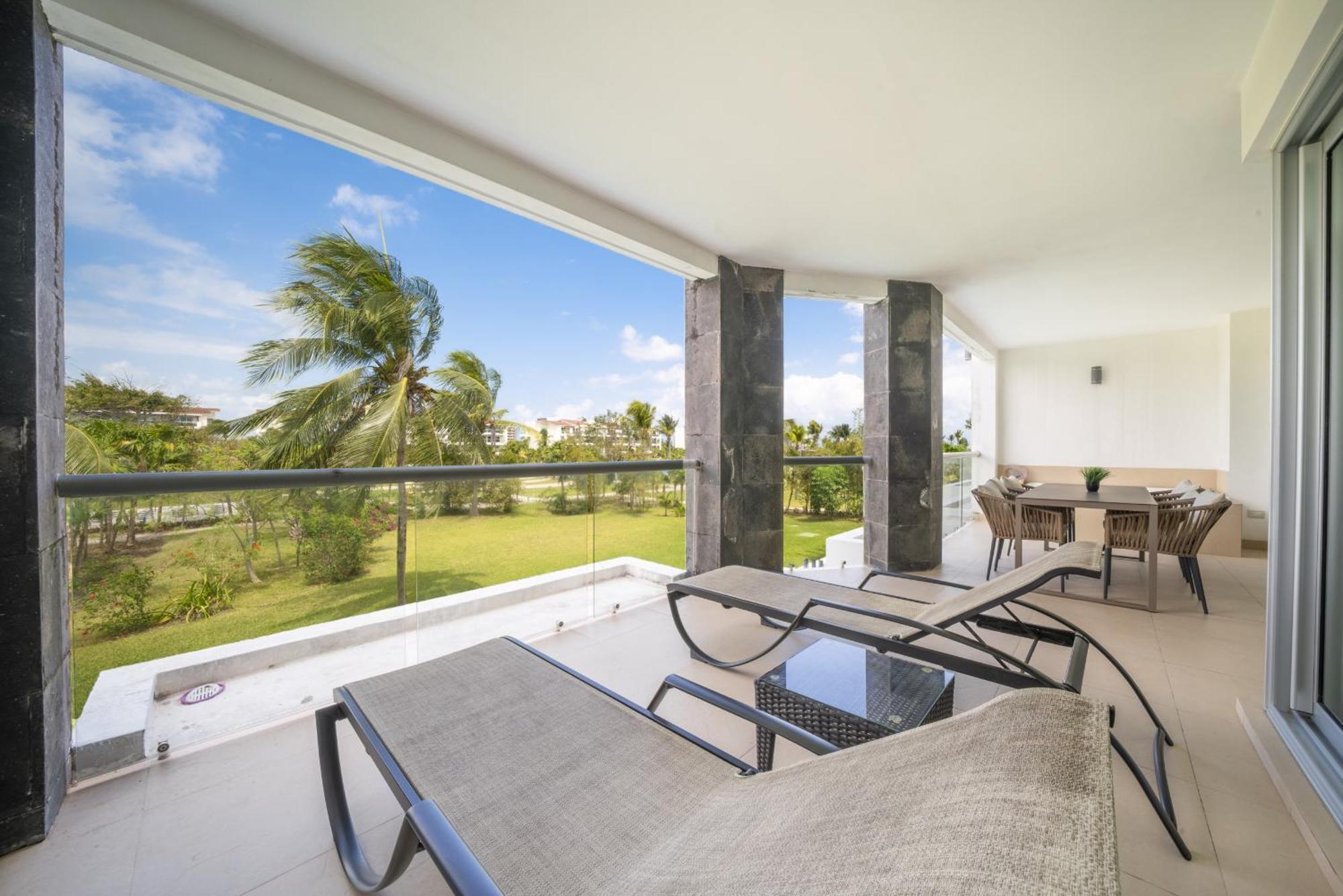 Luxury 2 Bedroom With Tub & Infinity Pool - Side At Mareazul - Sirenita G Ferienhaus