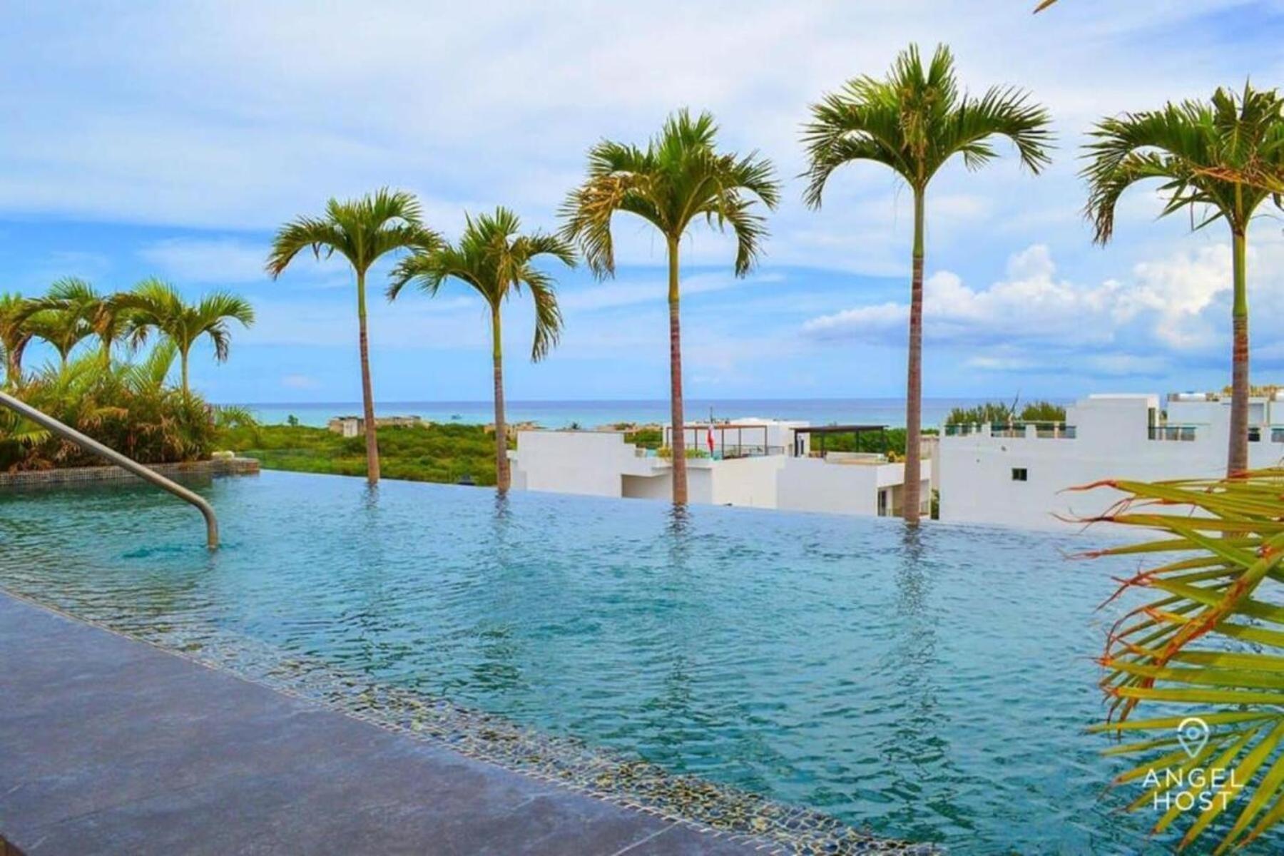 Holiday home On 5th, Pvt Balcony, Oceanview Roof Pool