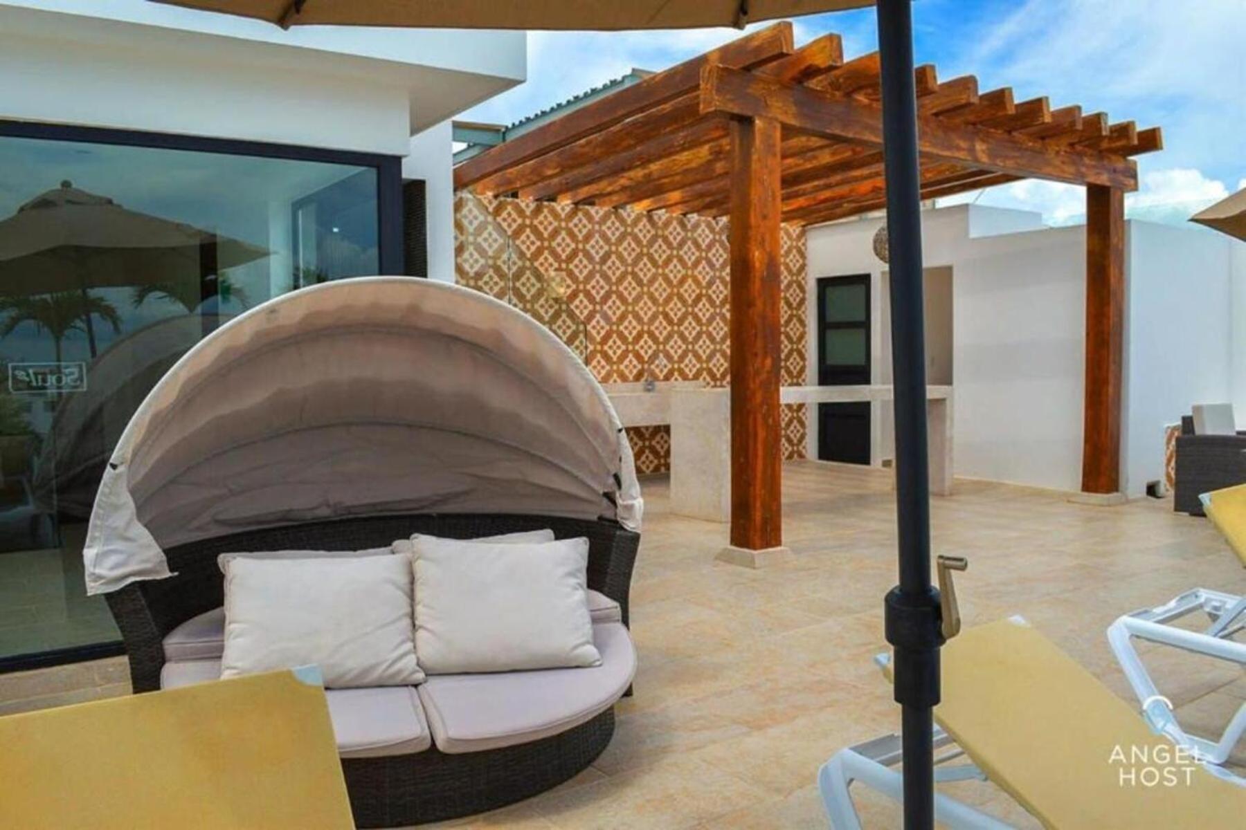 On 5th, Pvt Balcony, Oceanview Roof Pool Playa del Carmen