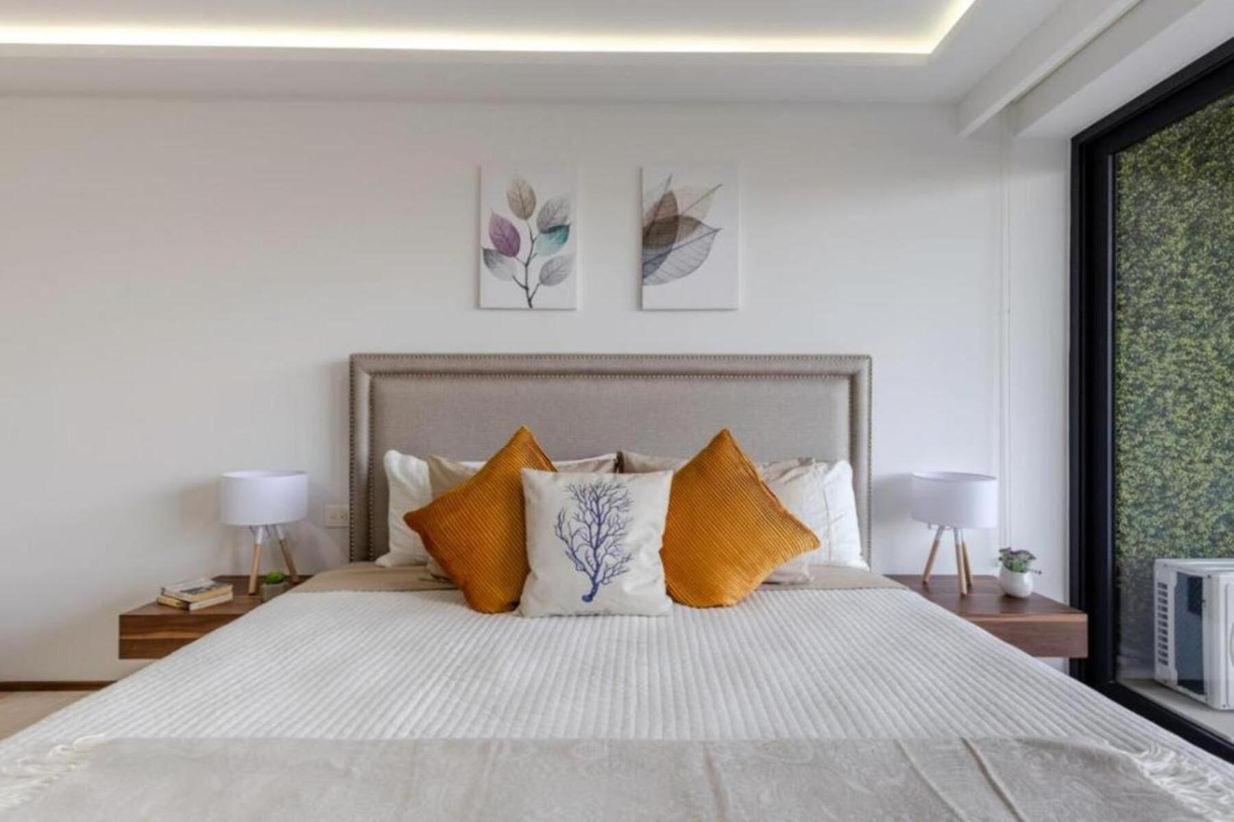 One Paralia Appartement